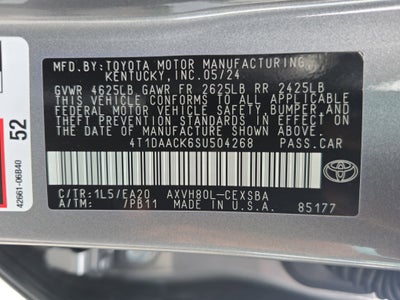 2025 Toyota Camry SE