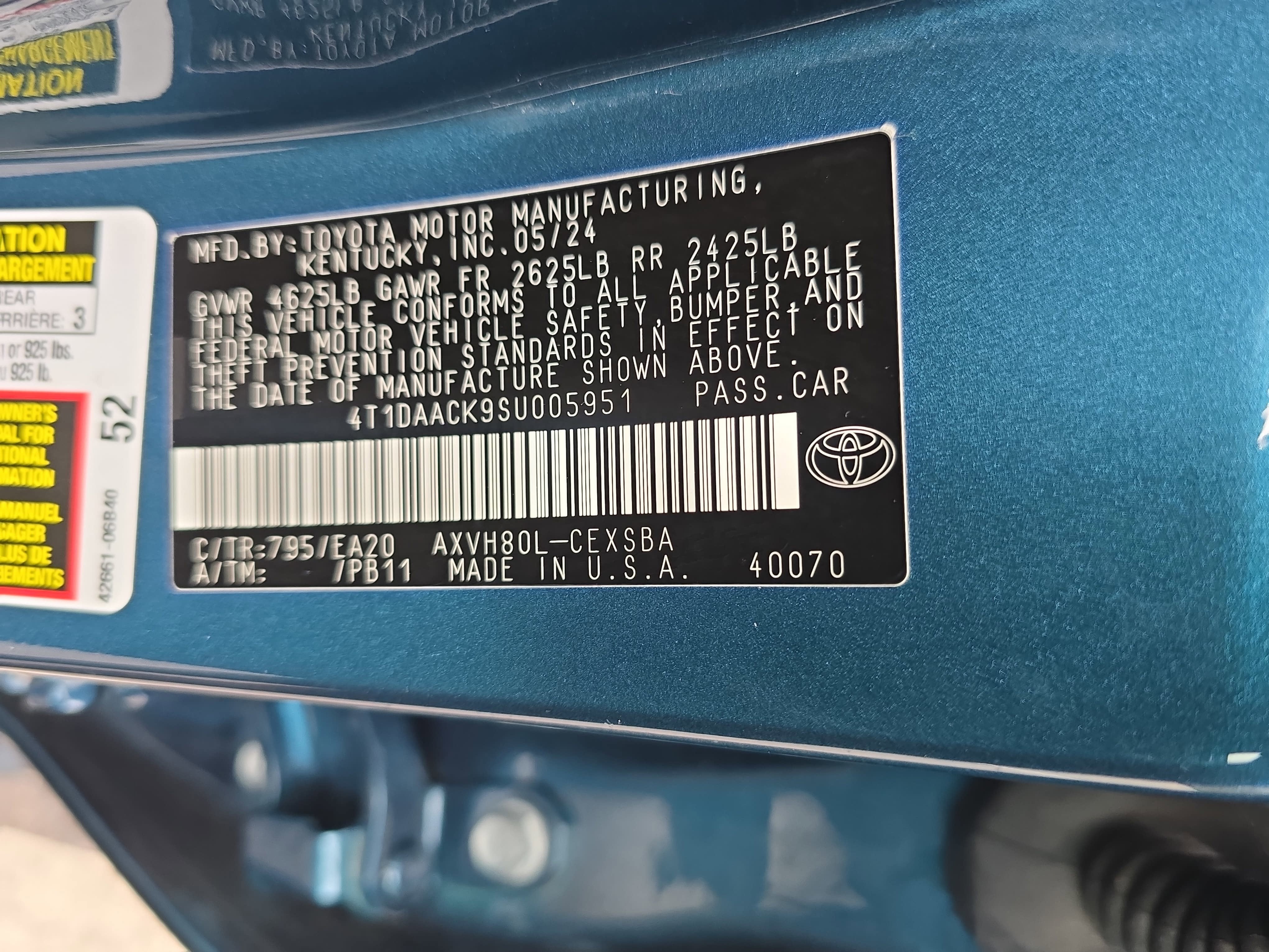 2025 Toyota Camry SE