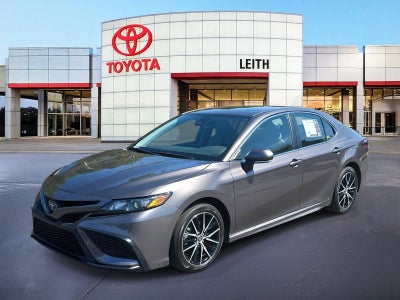 2023 Toyota Camry Hybrid SE