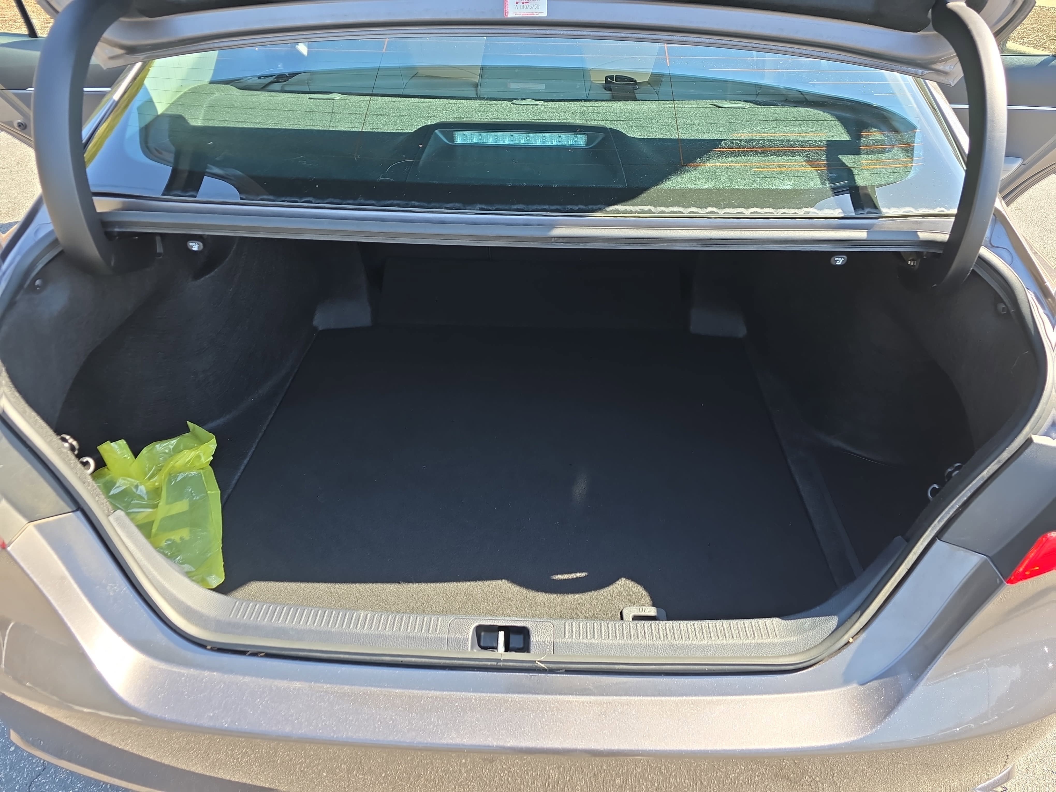 2023 Toyota Camry Hybrid SE