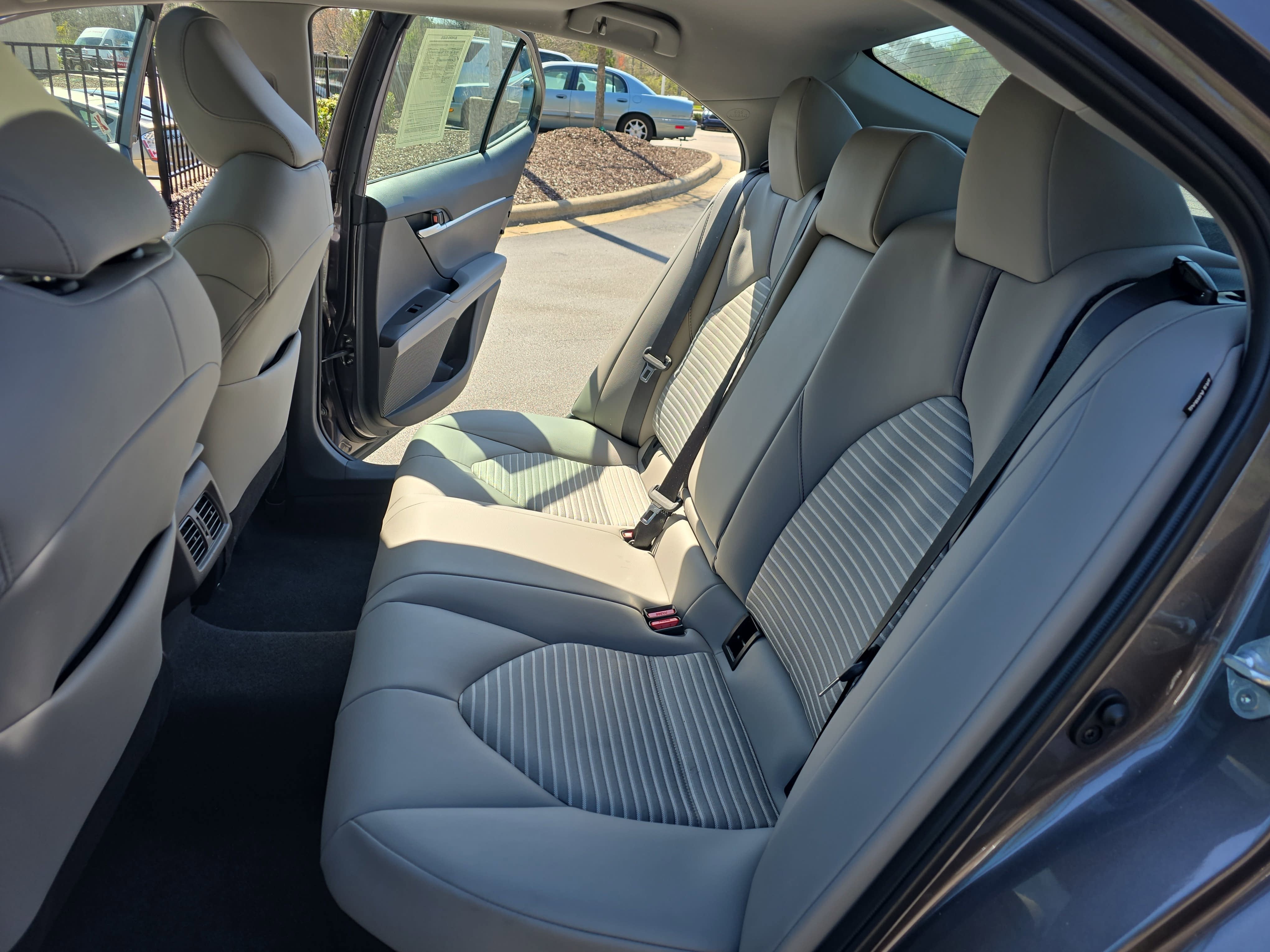 2023 Toyota Camry Hybrid SE