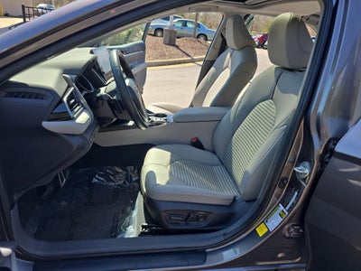 2023 Toyota Camry Hybrid SE