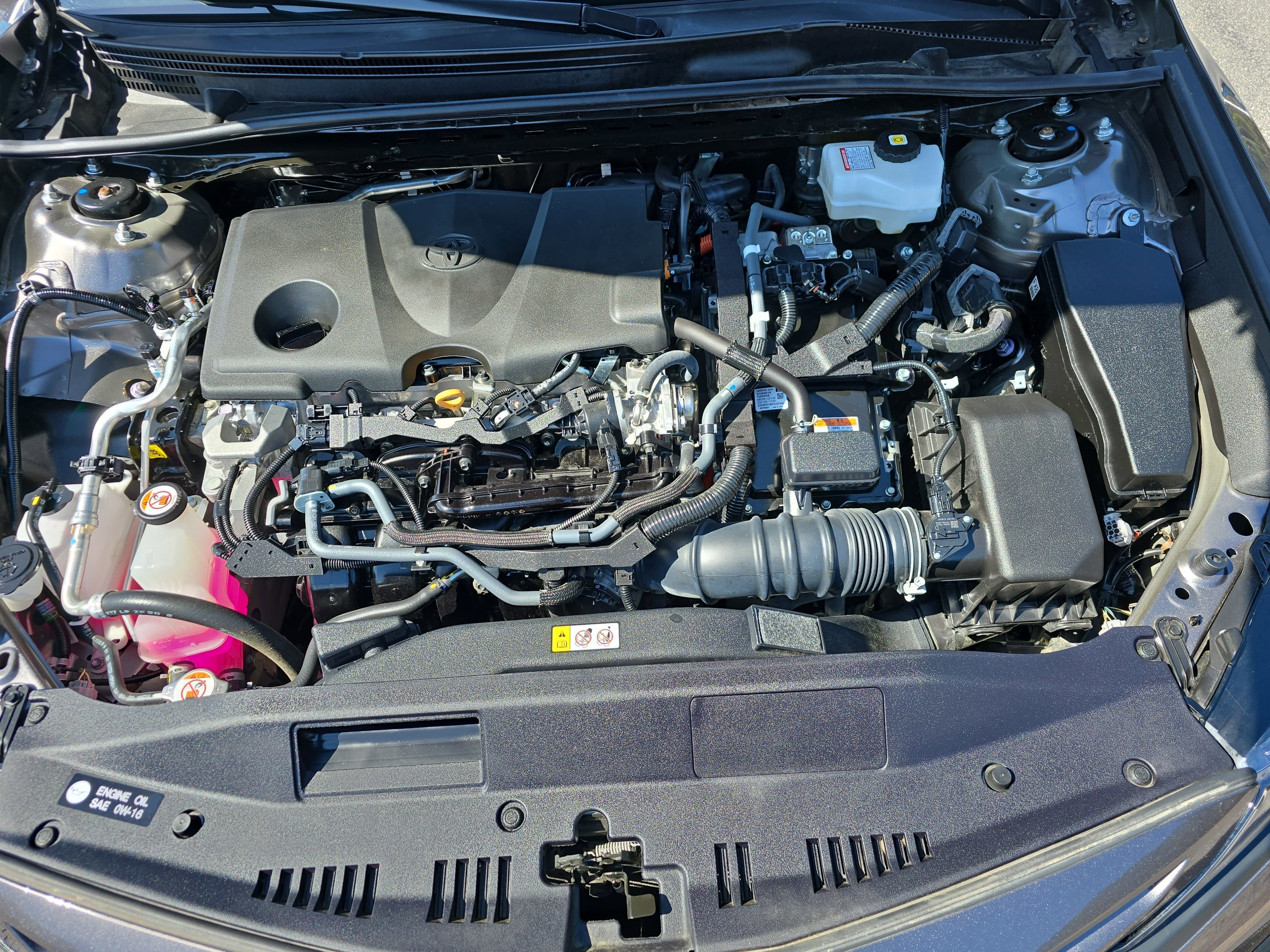 2023 Toyota Camry Hybrid SE