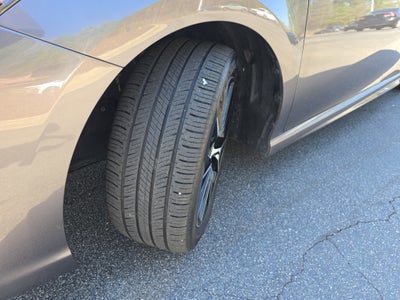 2023 Toyota Camry Hybrid SE