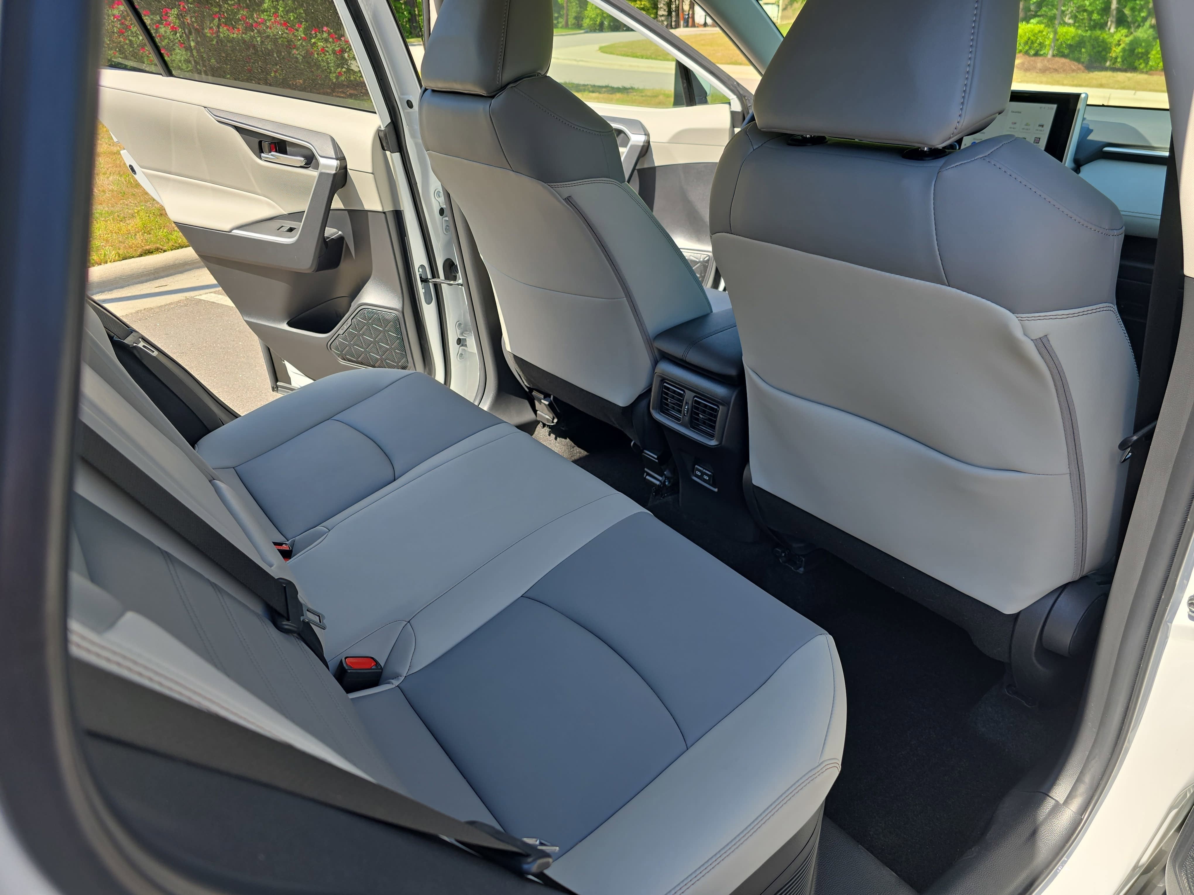 2024 Toyota RAV4 Hybrid Hybrid XLE Premium