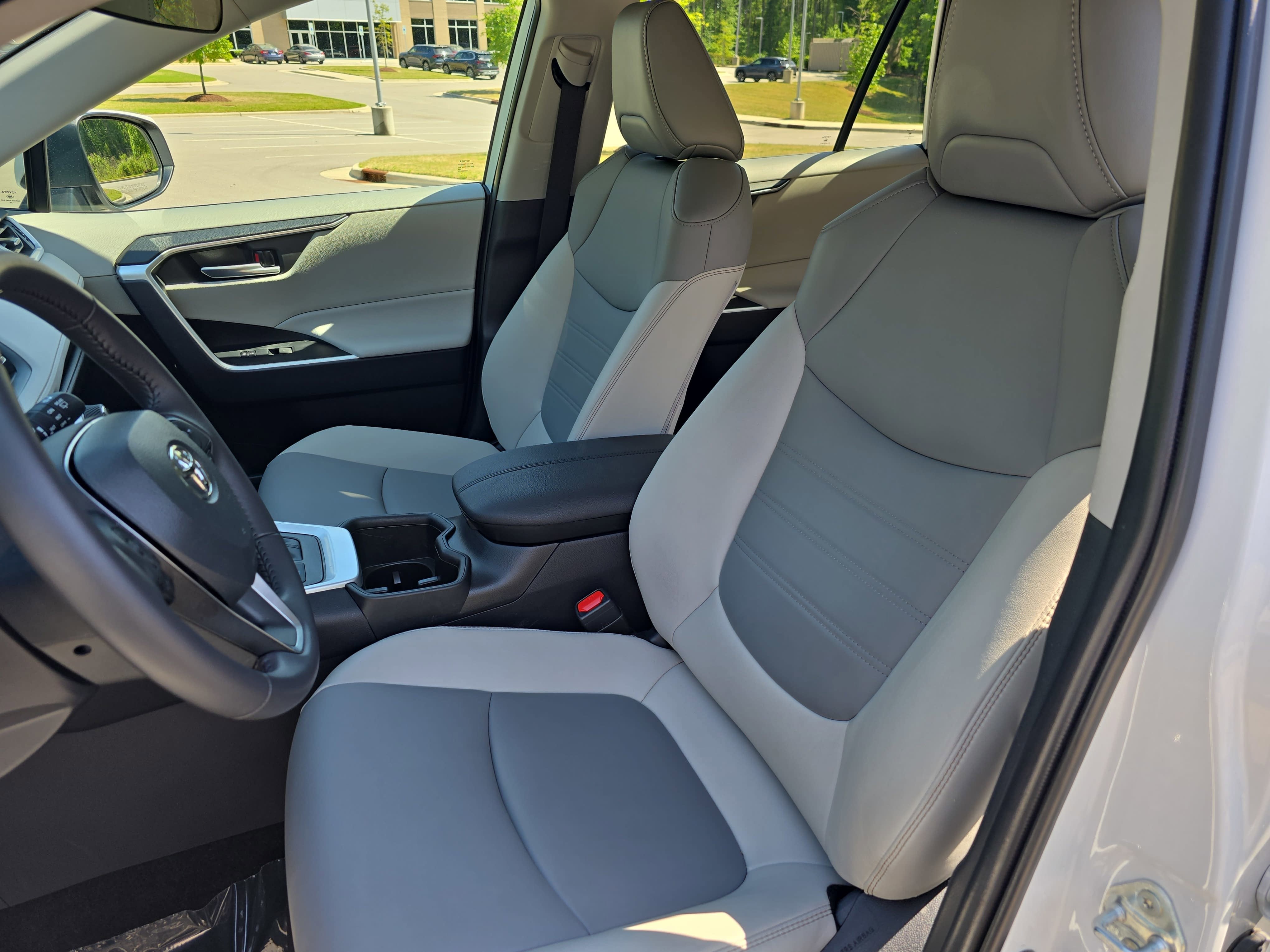 2024 Toyota RAV4 Hybrid Hybrid XLE Premium