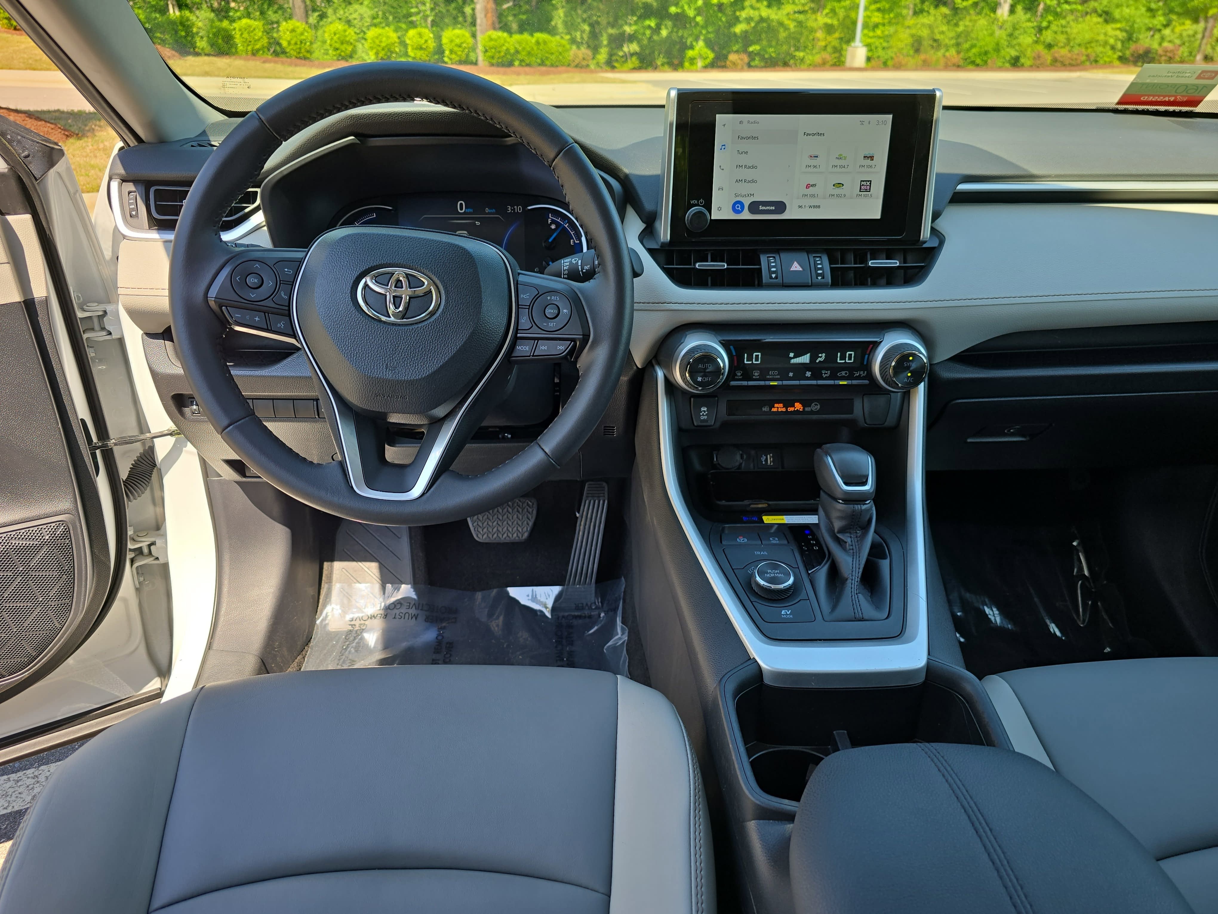 2024 Toyota RAV4 Hybrid Hybrid XLE Premium