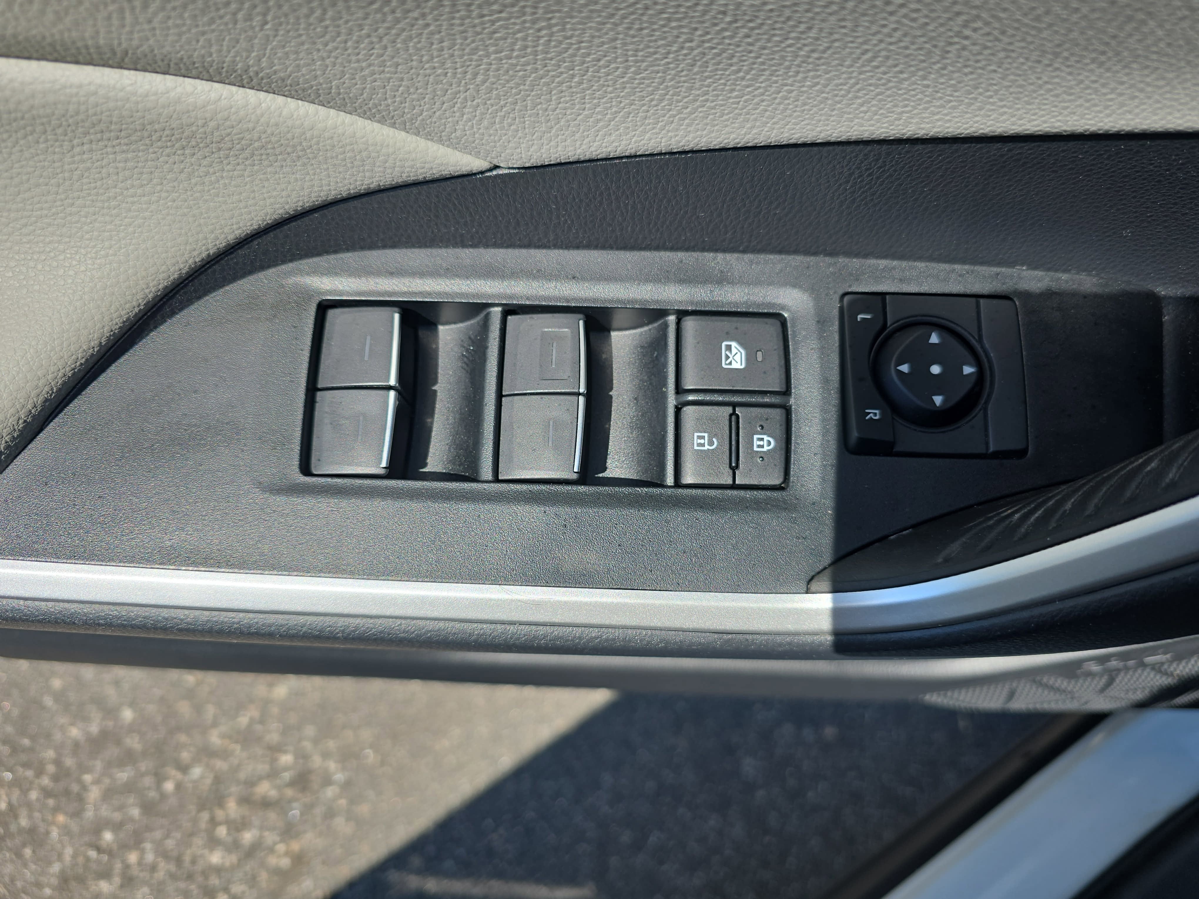 2024 Toyota RAV4 Hybrid Hybrid XLE Premium