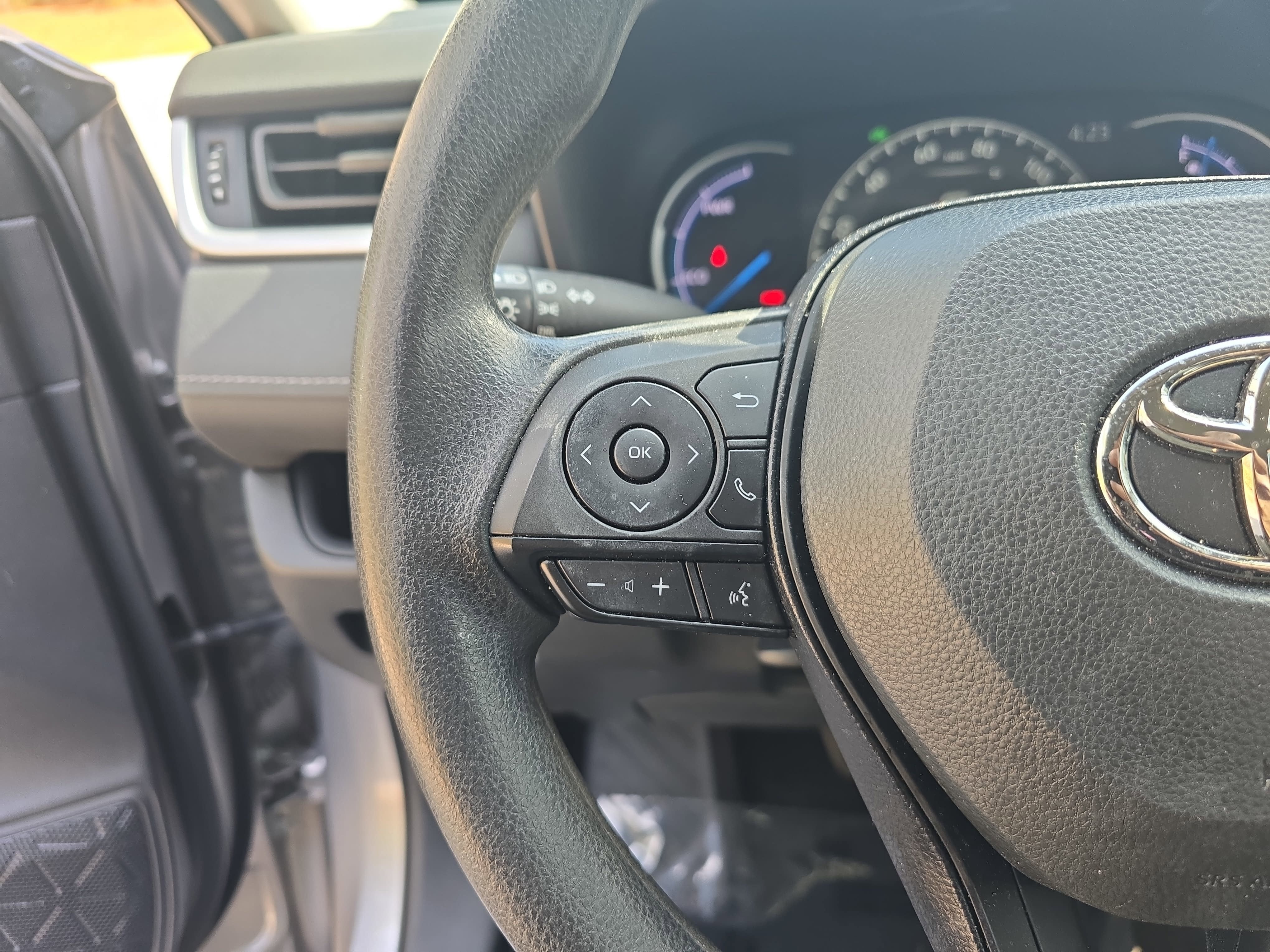 2023 Toyota RAV4 Hybrid Hybrid LE