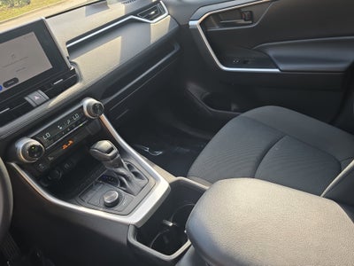 2023 Toyota RAV4 Hybrid Hybrid LE