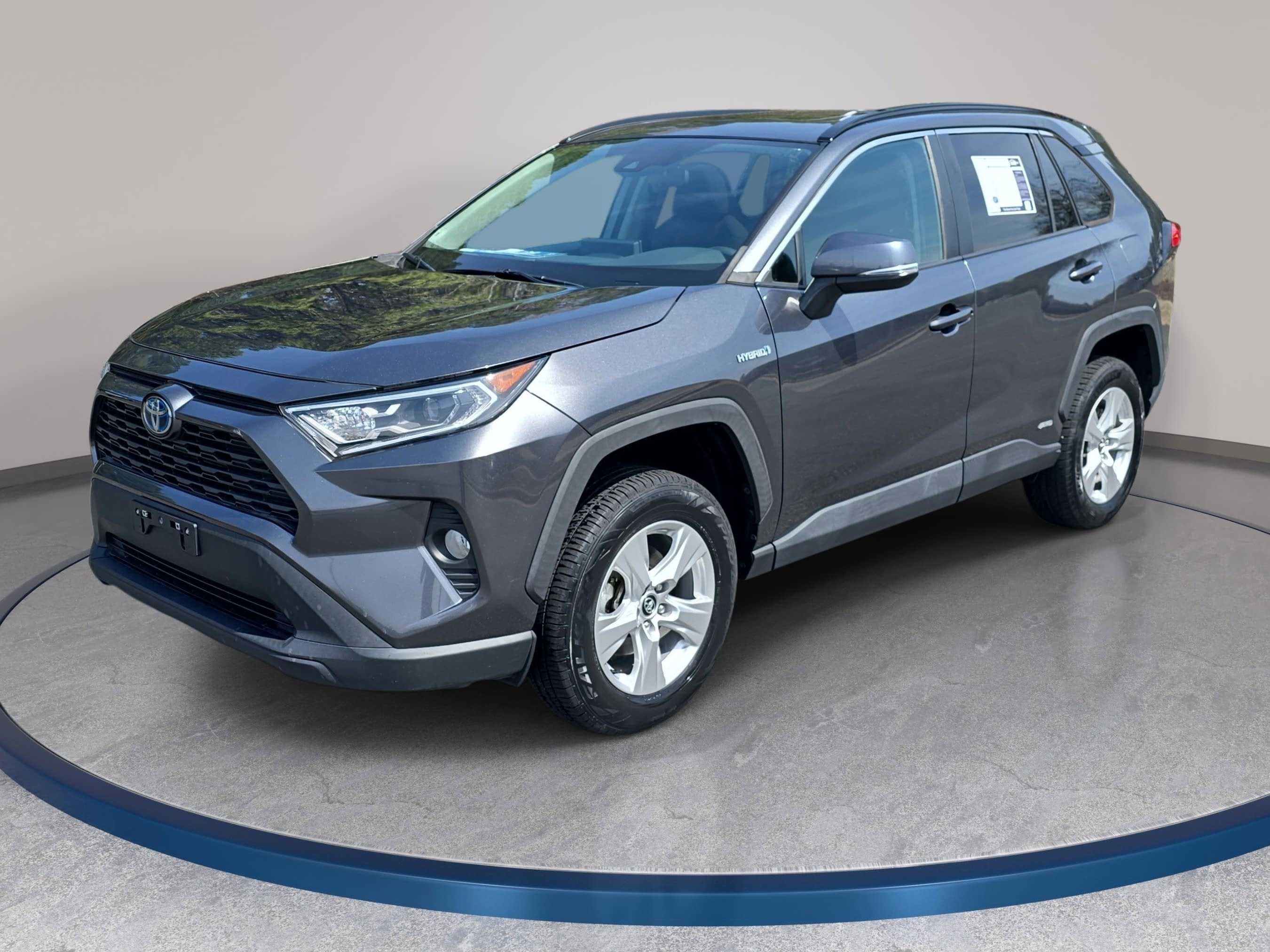 2021 Toyota RAV4 Hybrid XLE