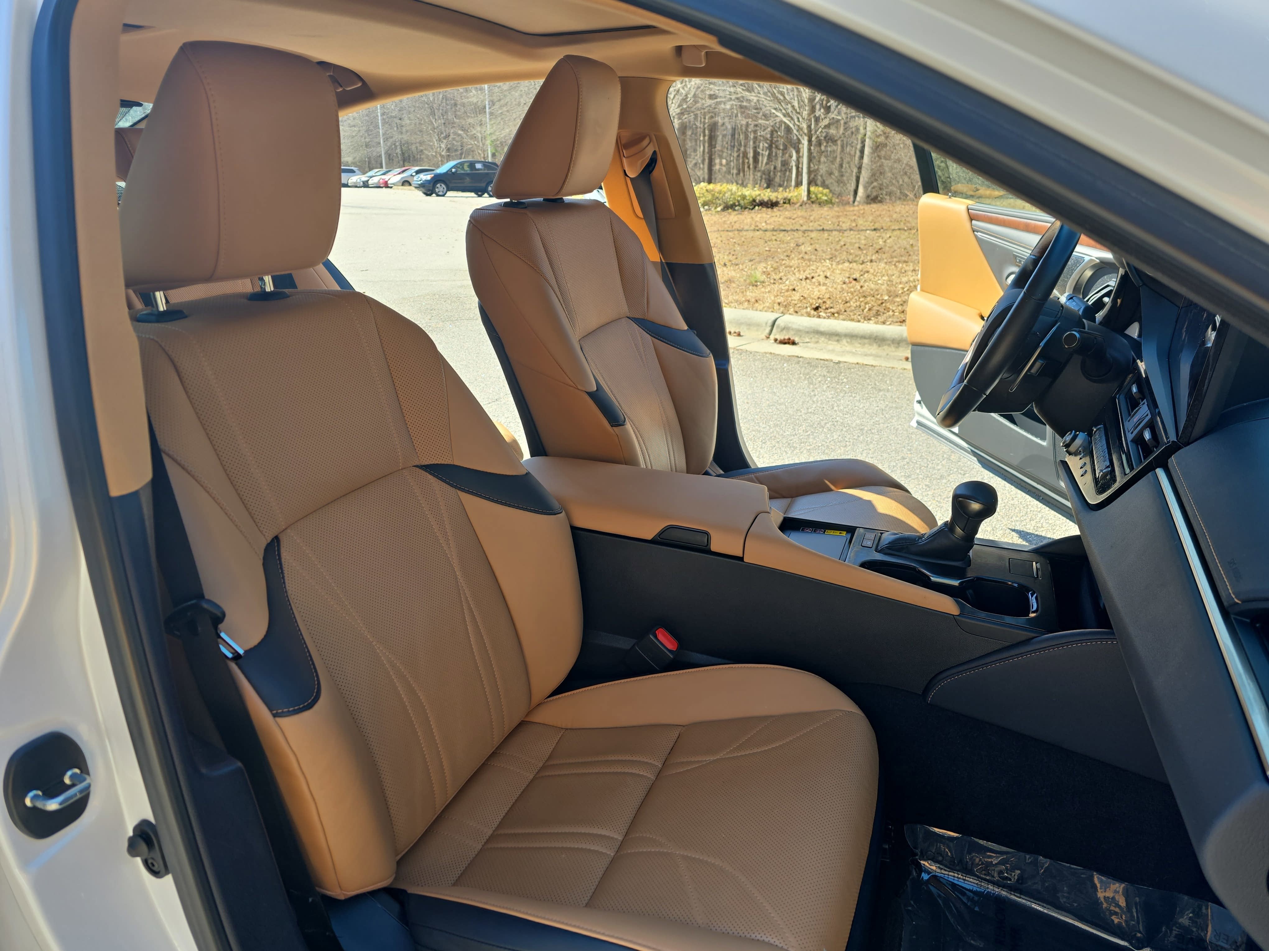 2024 Lexus ES ES 300h Ultra Luxury