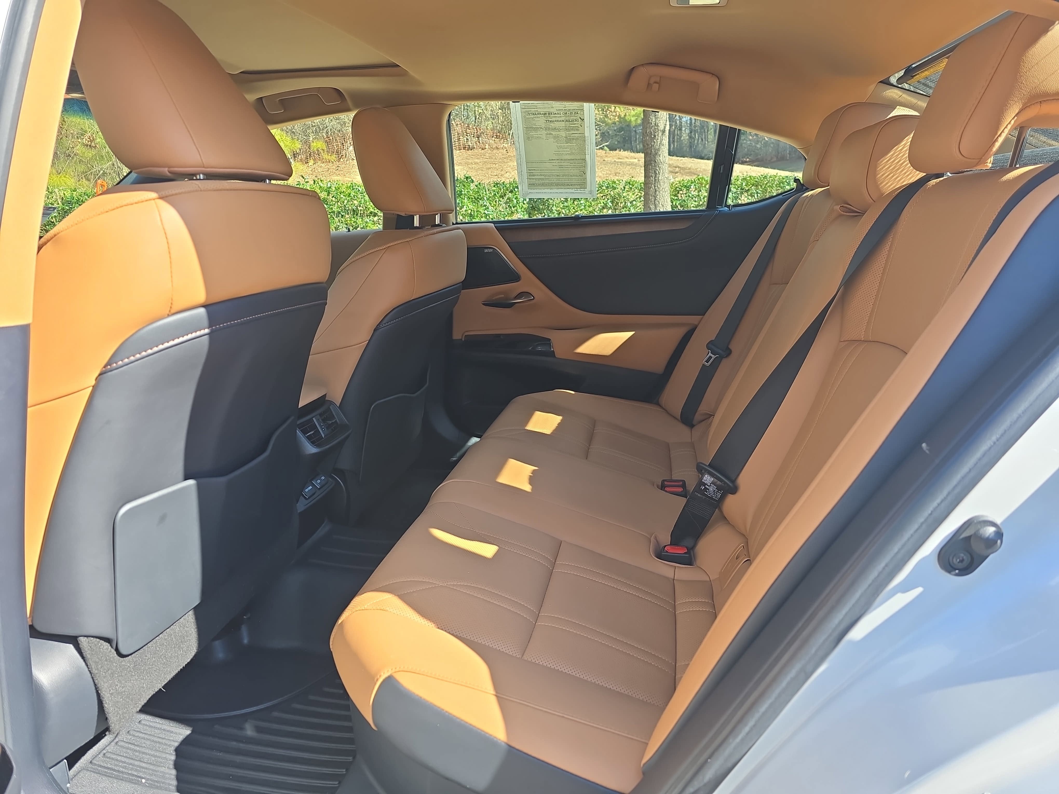 2024 Lexus ES ES 300h Ultra Luxury