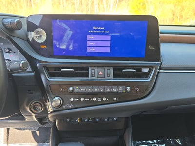 2024 Lexus ES ES 300h Ultra Luxury