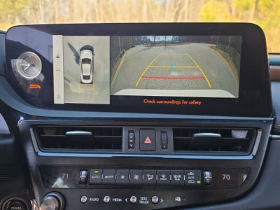 2024 Lexus ES ES 300h Ultra Luxury