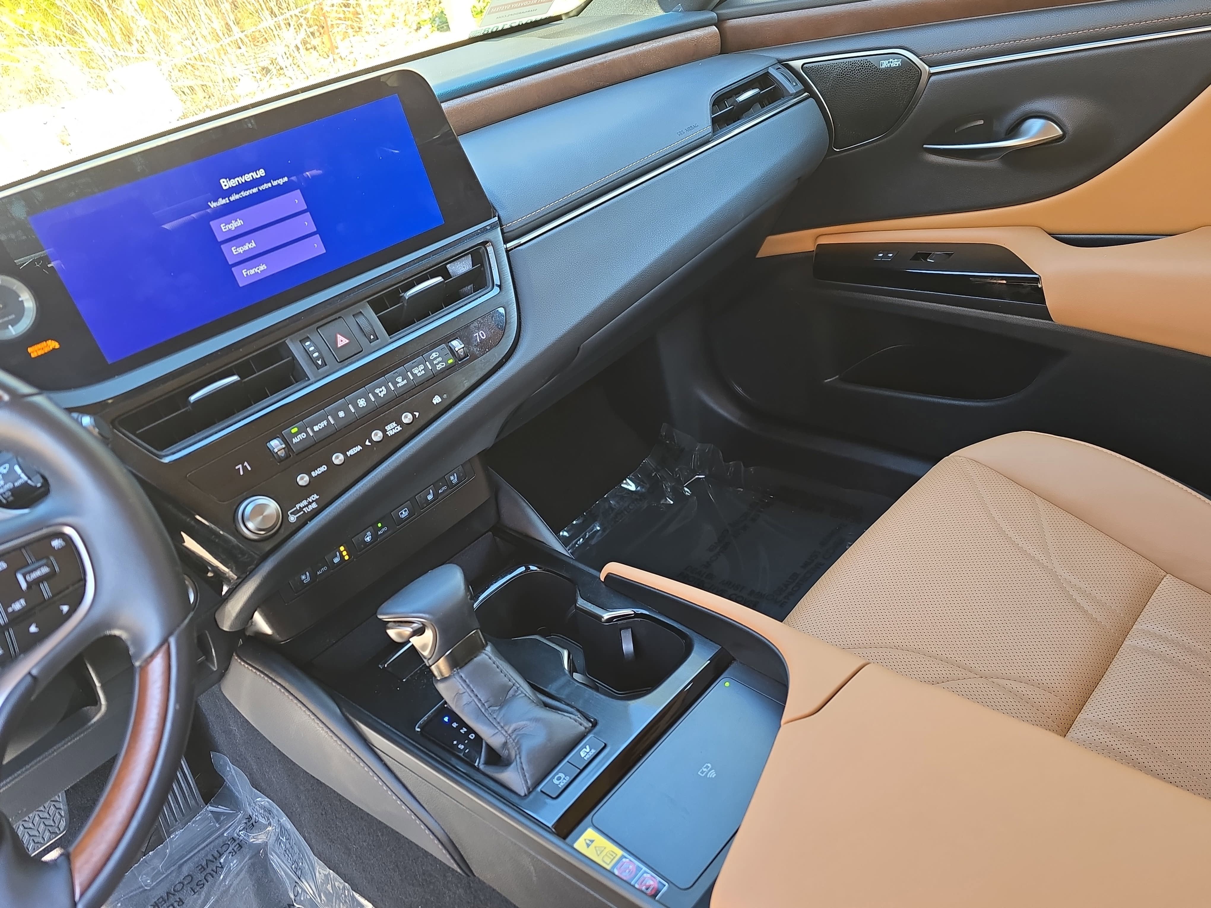 2024 Lexus ES ES 300h Ultra Luxury