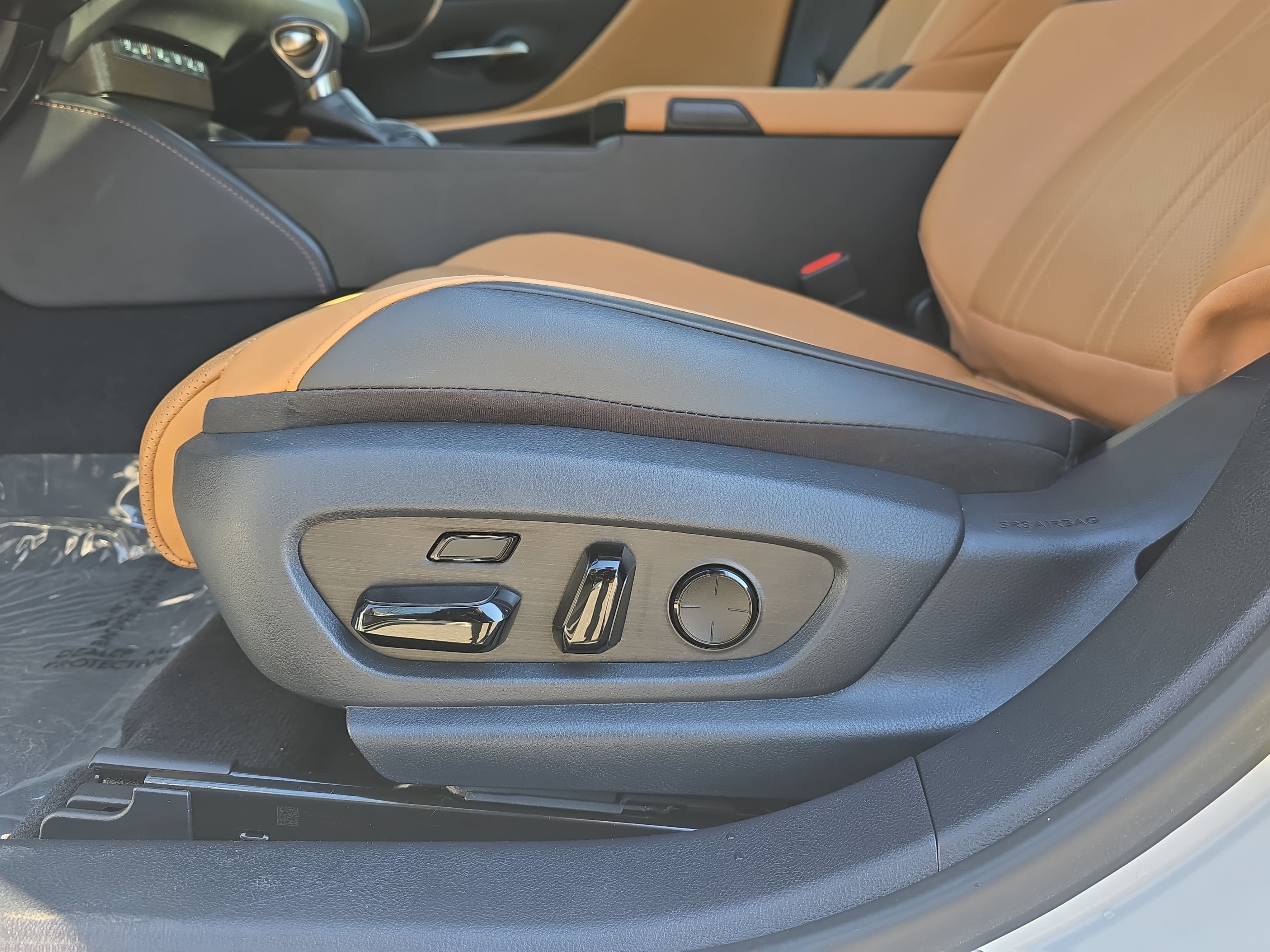 2024 Lexus ES ES 300h Ultra Luxury