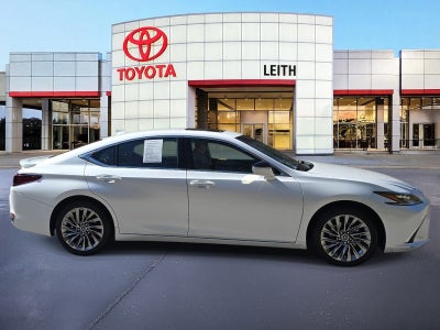2024 Lexus ES ES 300h Ultra Luxury