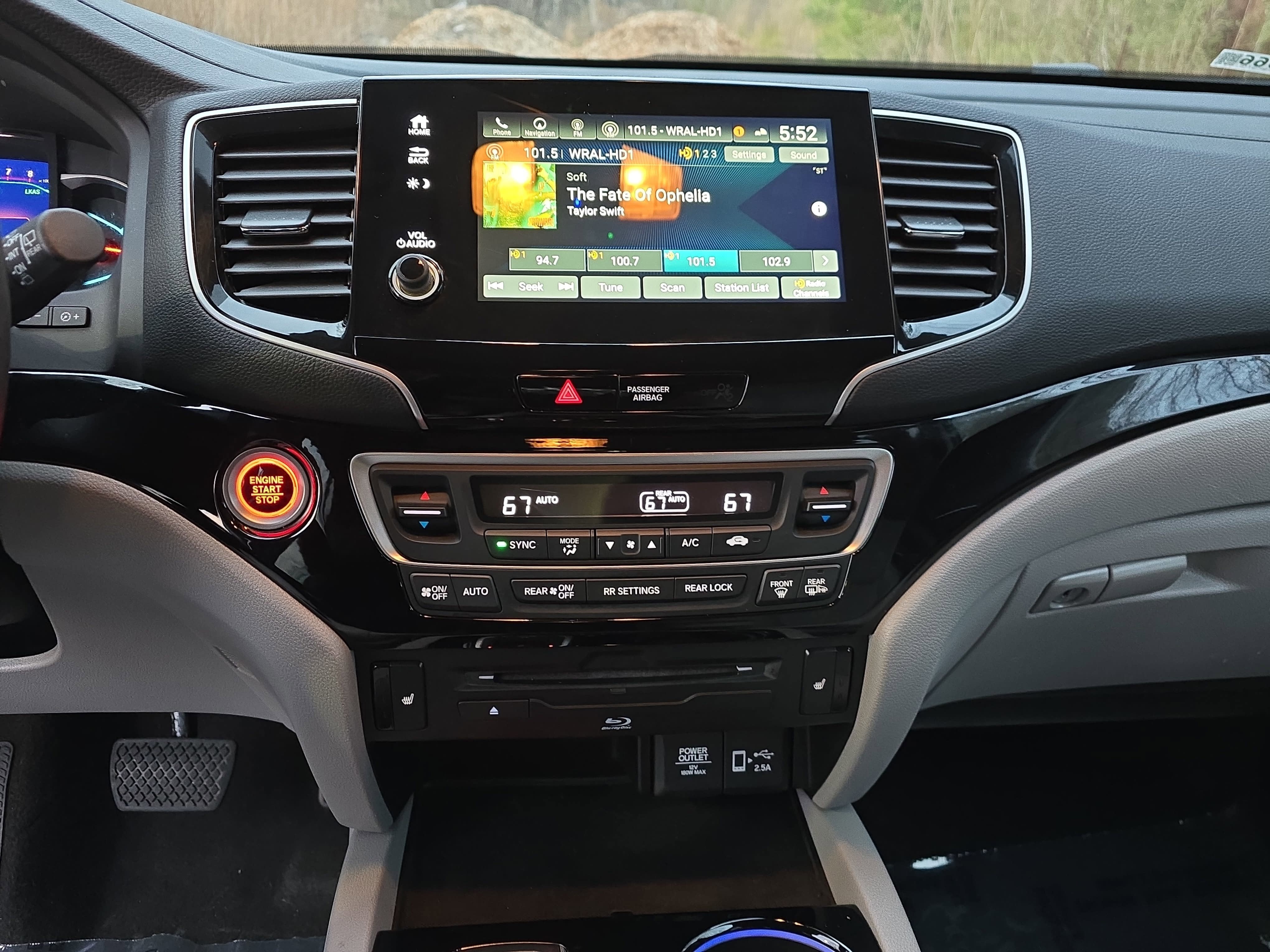 2021 Honda Pilot Touring 7-Passenger