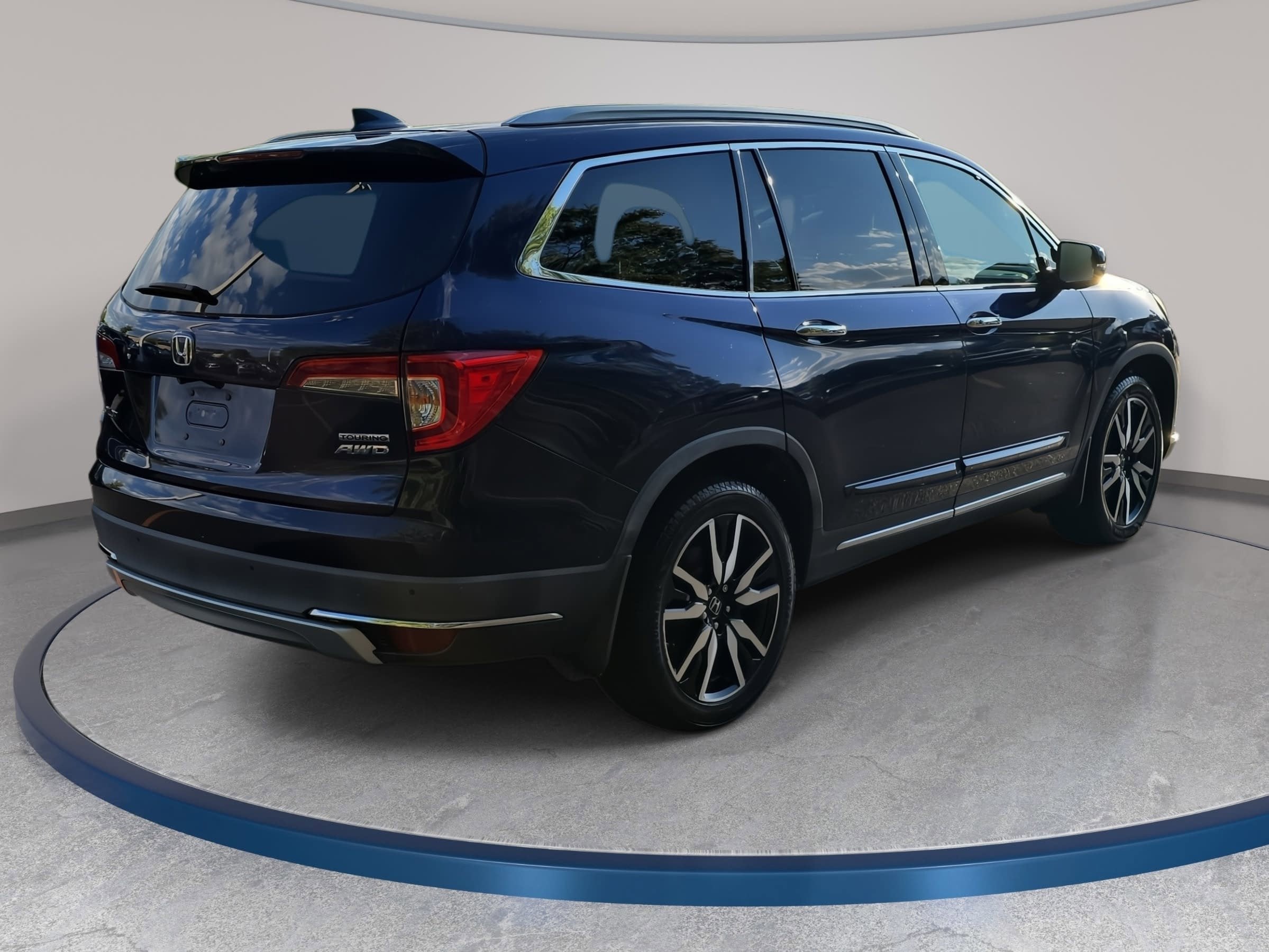2019 Honda Pilot Touring 8-Passenger