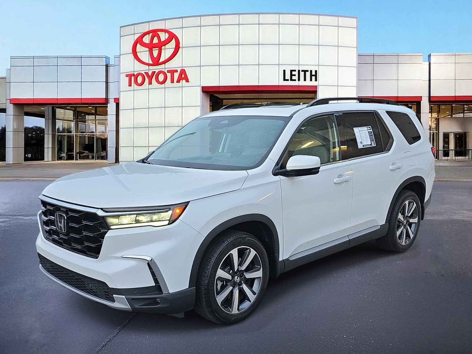 2025 Honda Pilot Touring