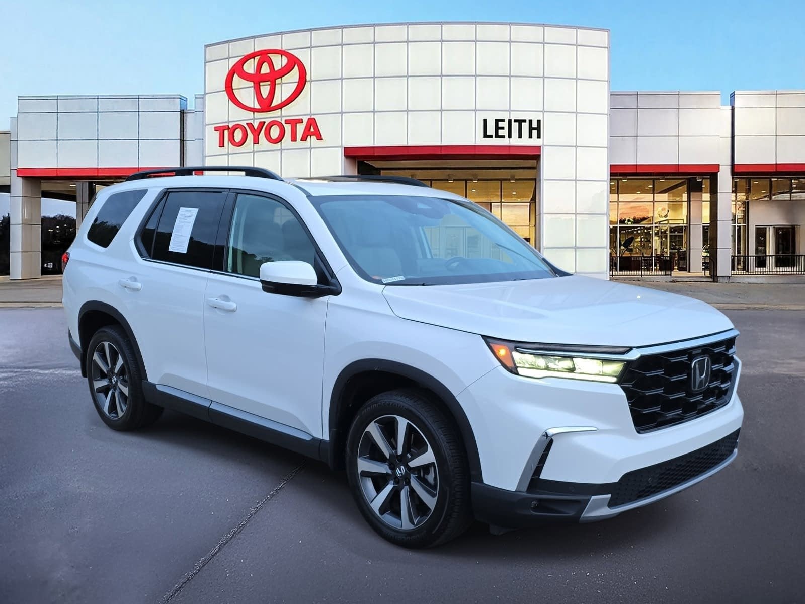 2025 Honda Pilot Touring