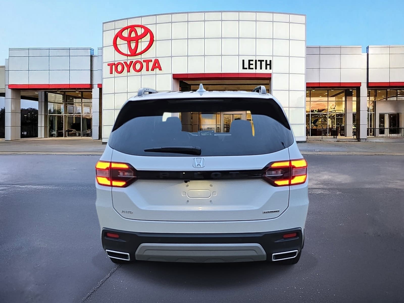 2025 Honda Pilot Touring