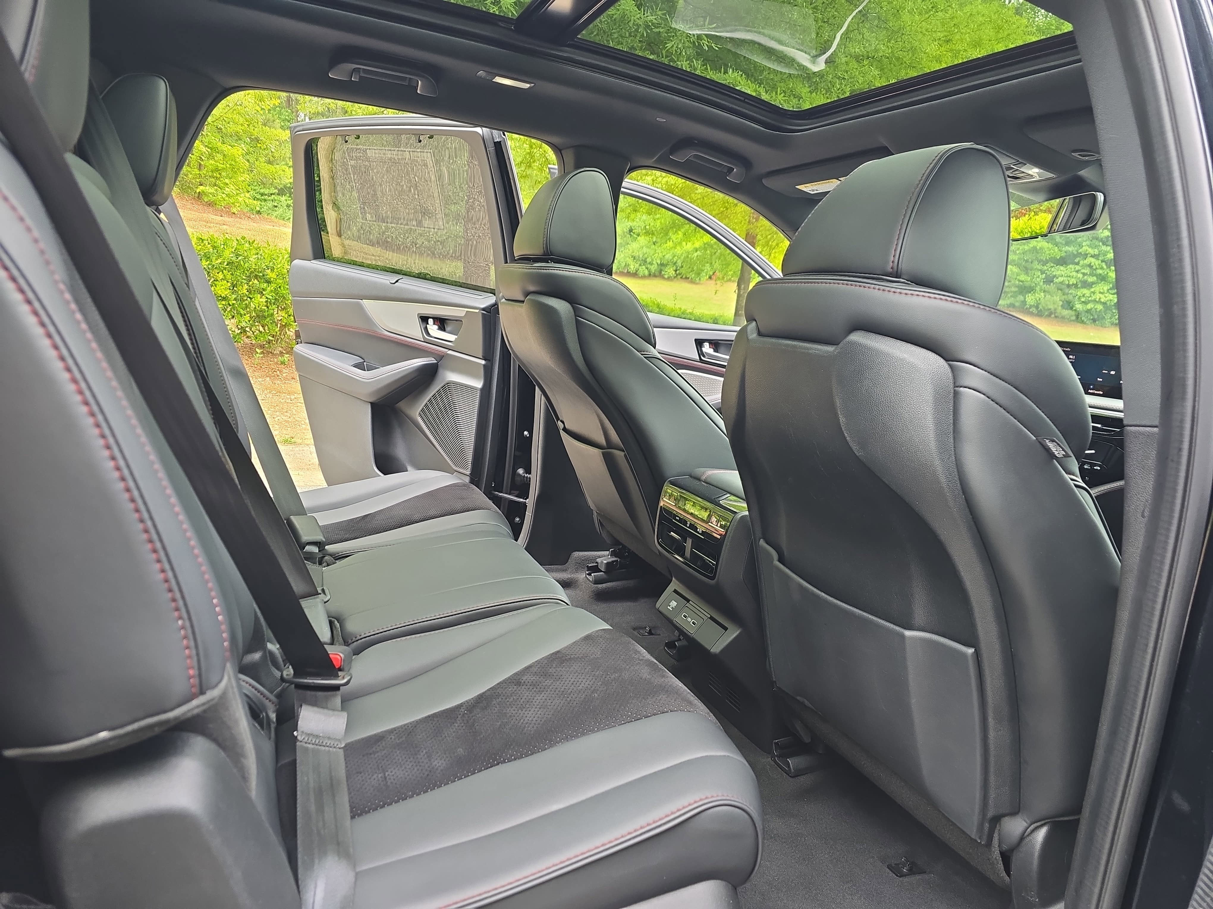 2022 Acura MDX w/A-Spec Package