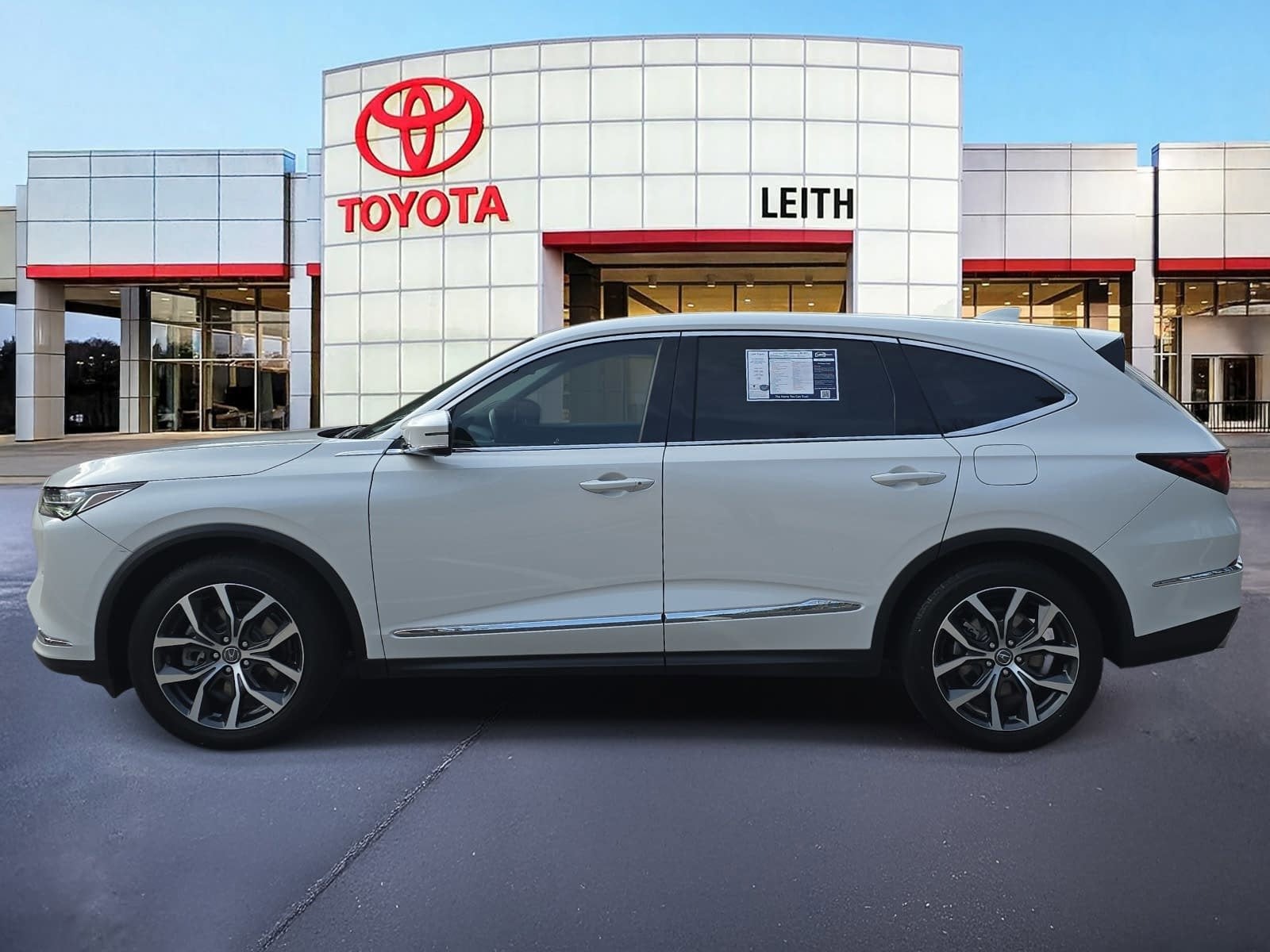 2022 Acura MDX w/Technology Package