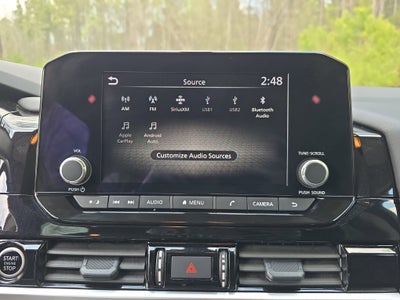 2024 Nissan Pathfinder SV