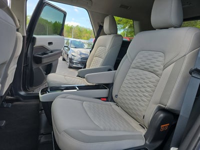 2024 Nissan Pathfinder SV