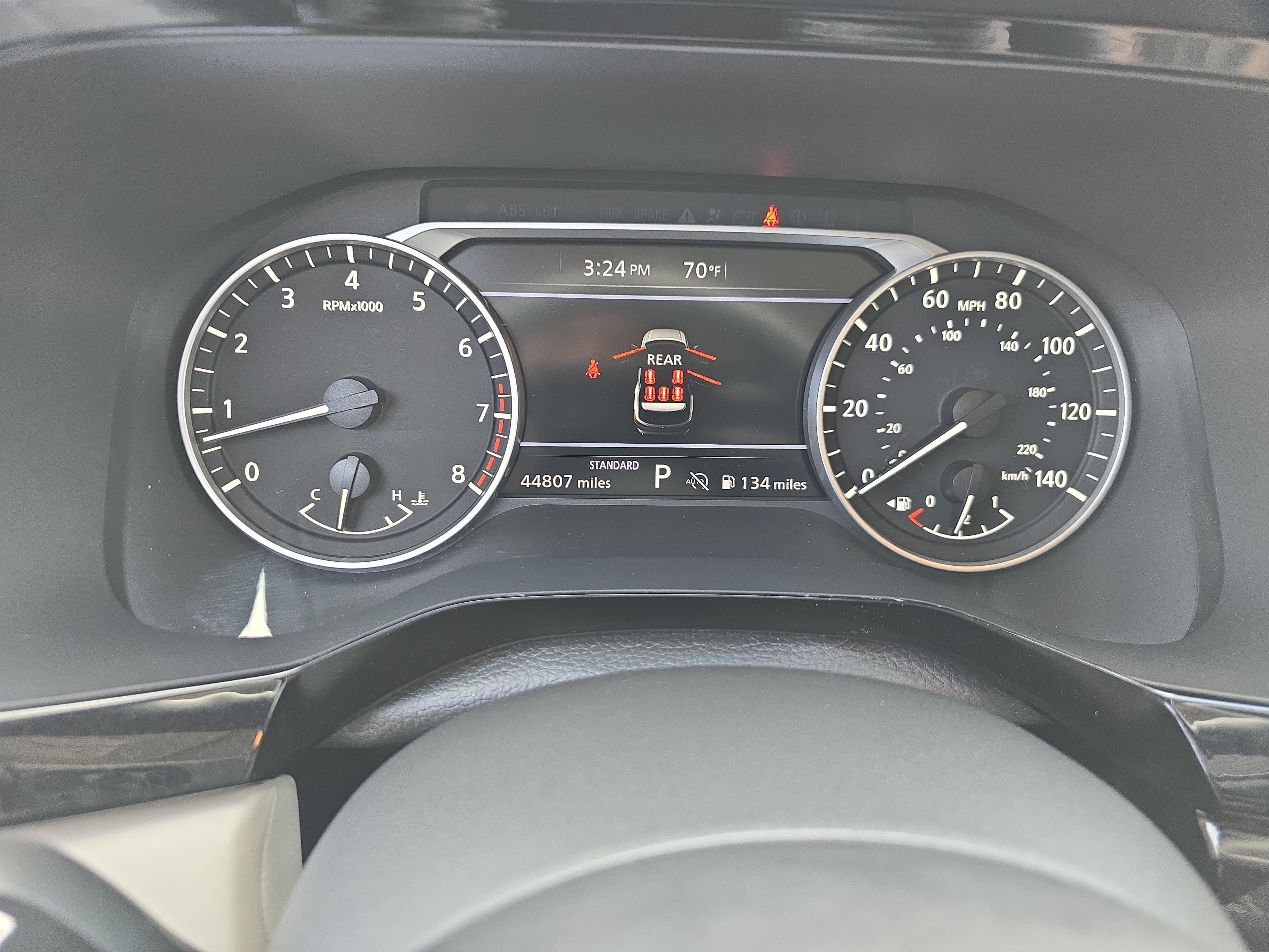 2024 Nissan Pathfinder SV