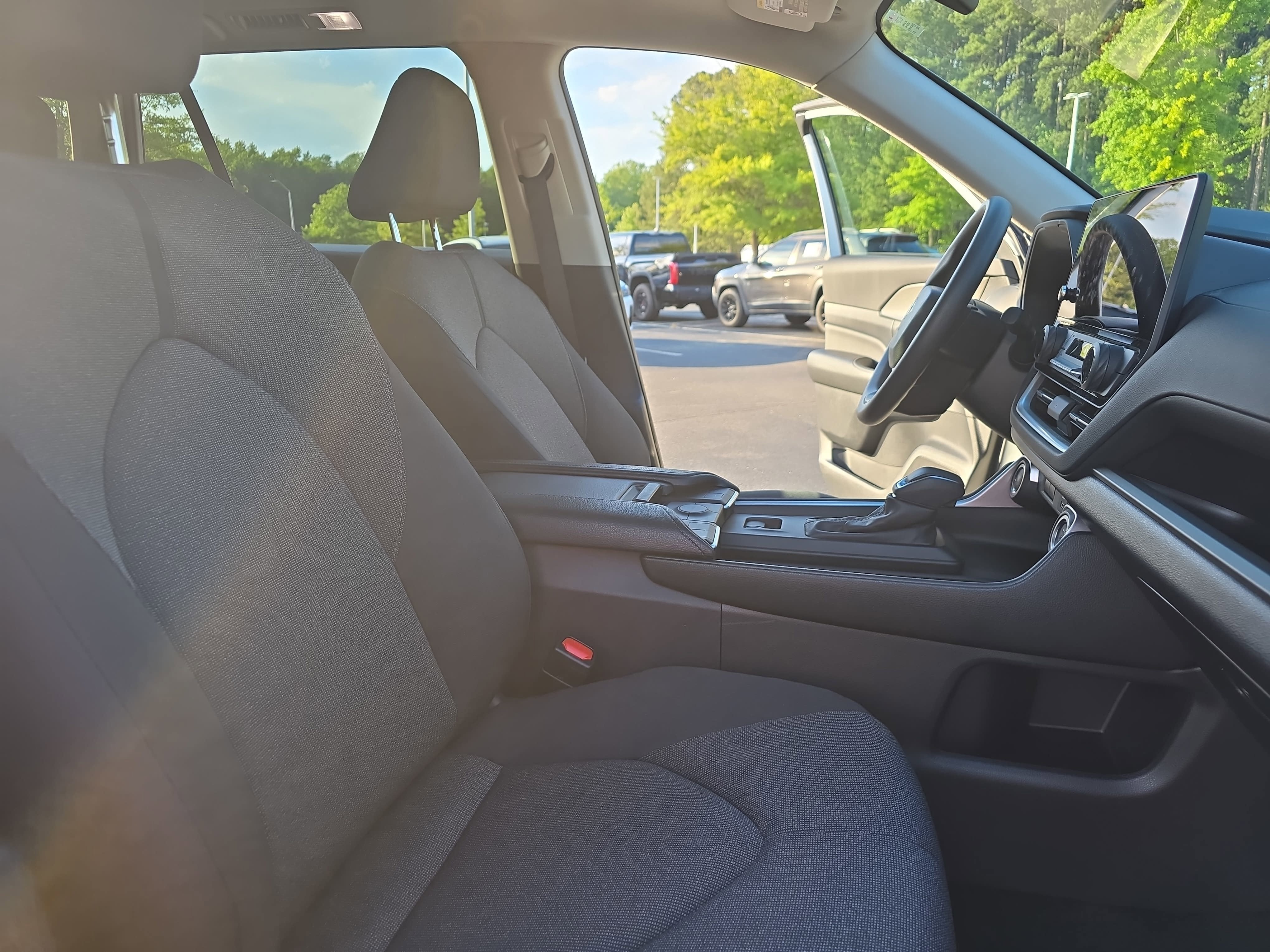 2025 Toyota Grand Highlander LE
