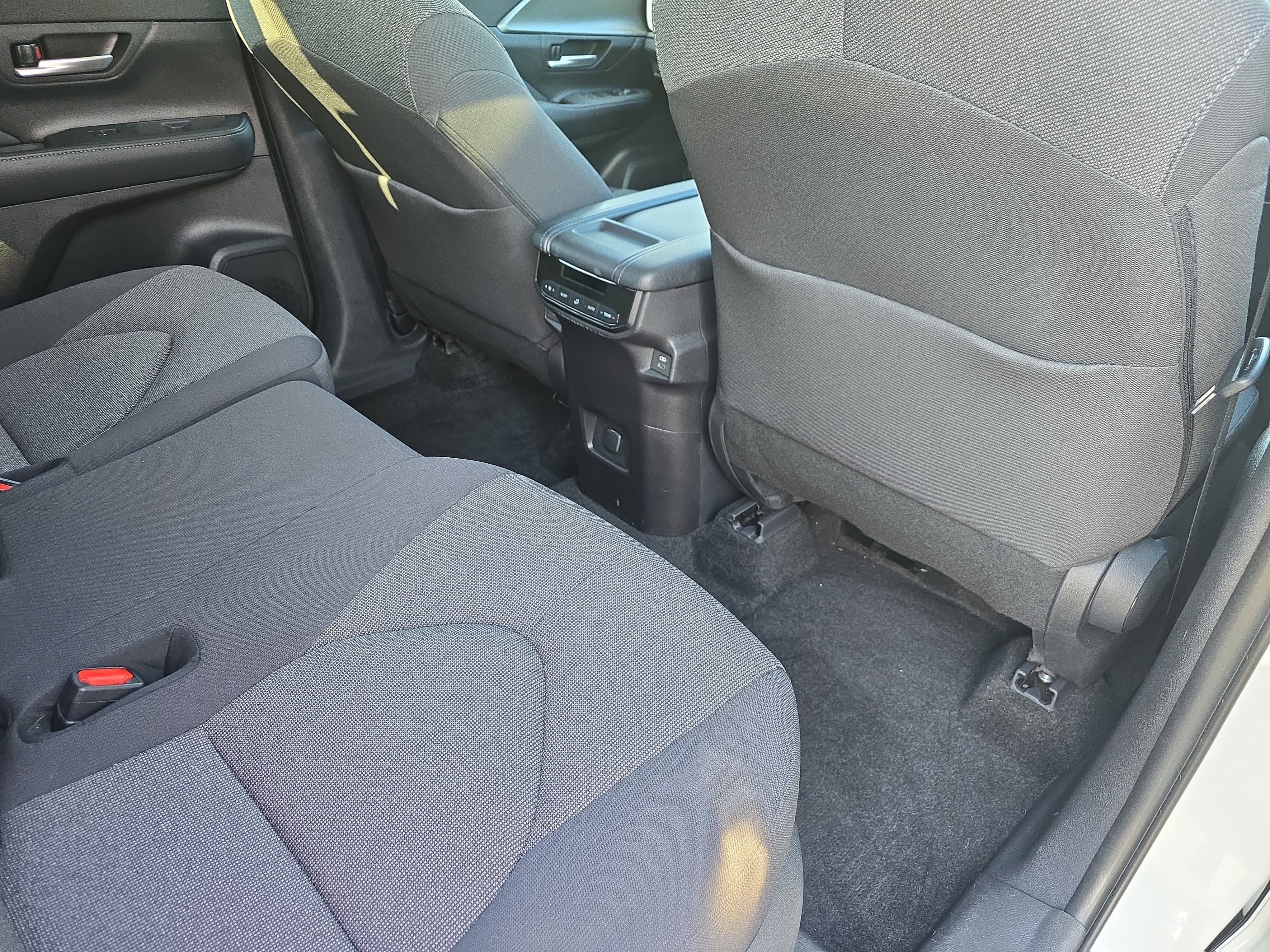 2025 Toyota Grand Highlander LE