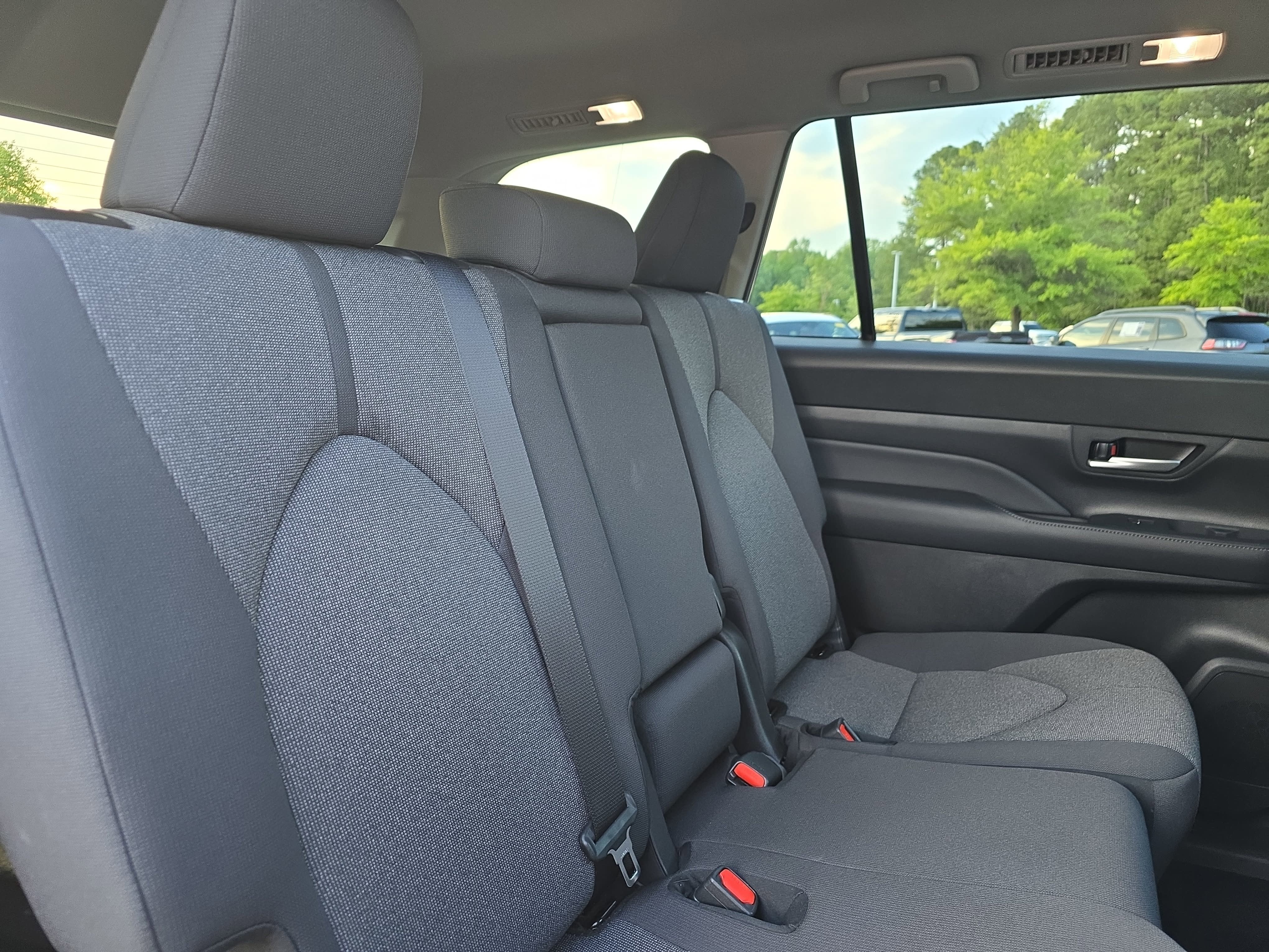 2025 Toyota Grand Highlander LE