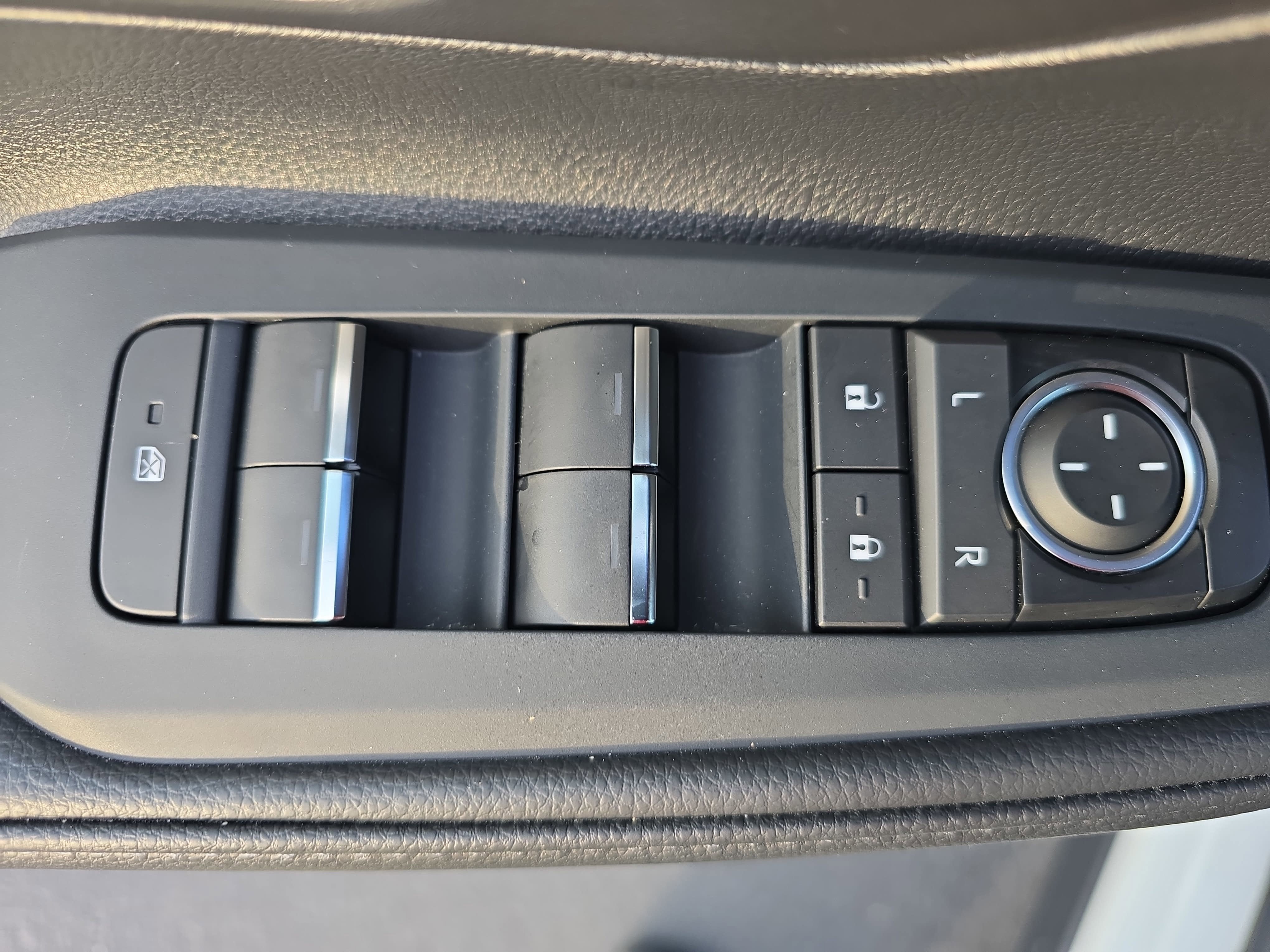2025 Toyota Grand Highlander LE