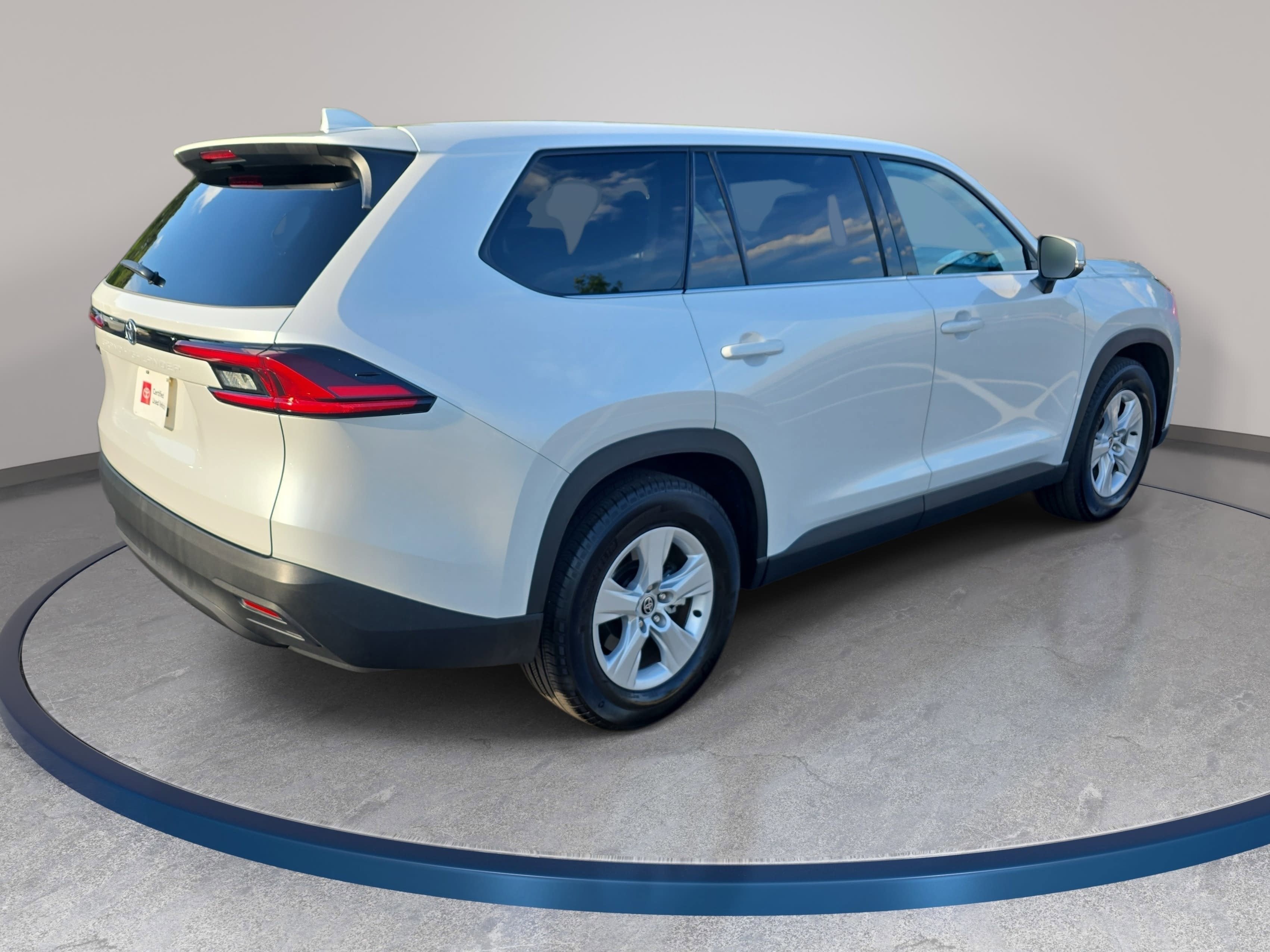 2025 Toyota Grand Highlander LE