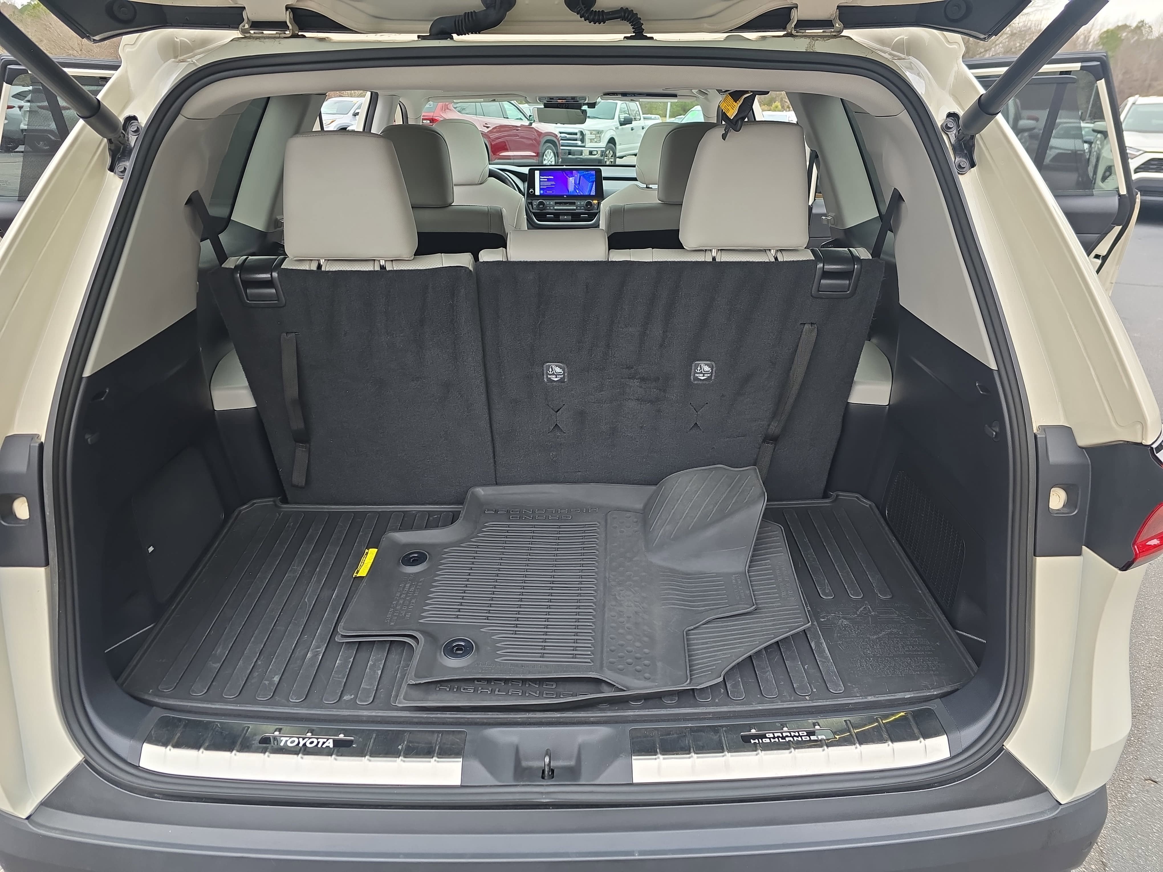 2024 Toyota Grand Highlander Platinum