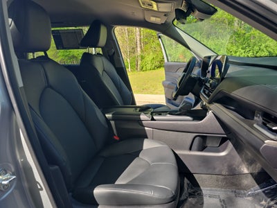 2025 Toyota Grand Highlander Hybrid Hybrid XLE