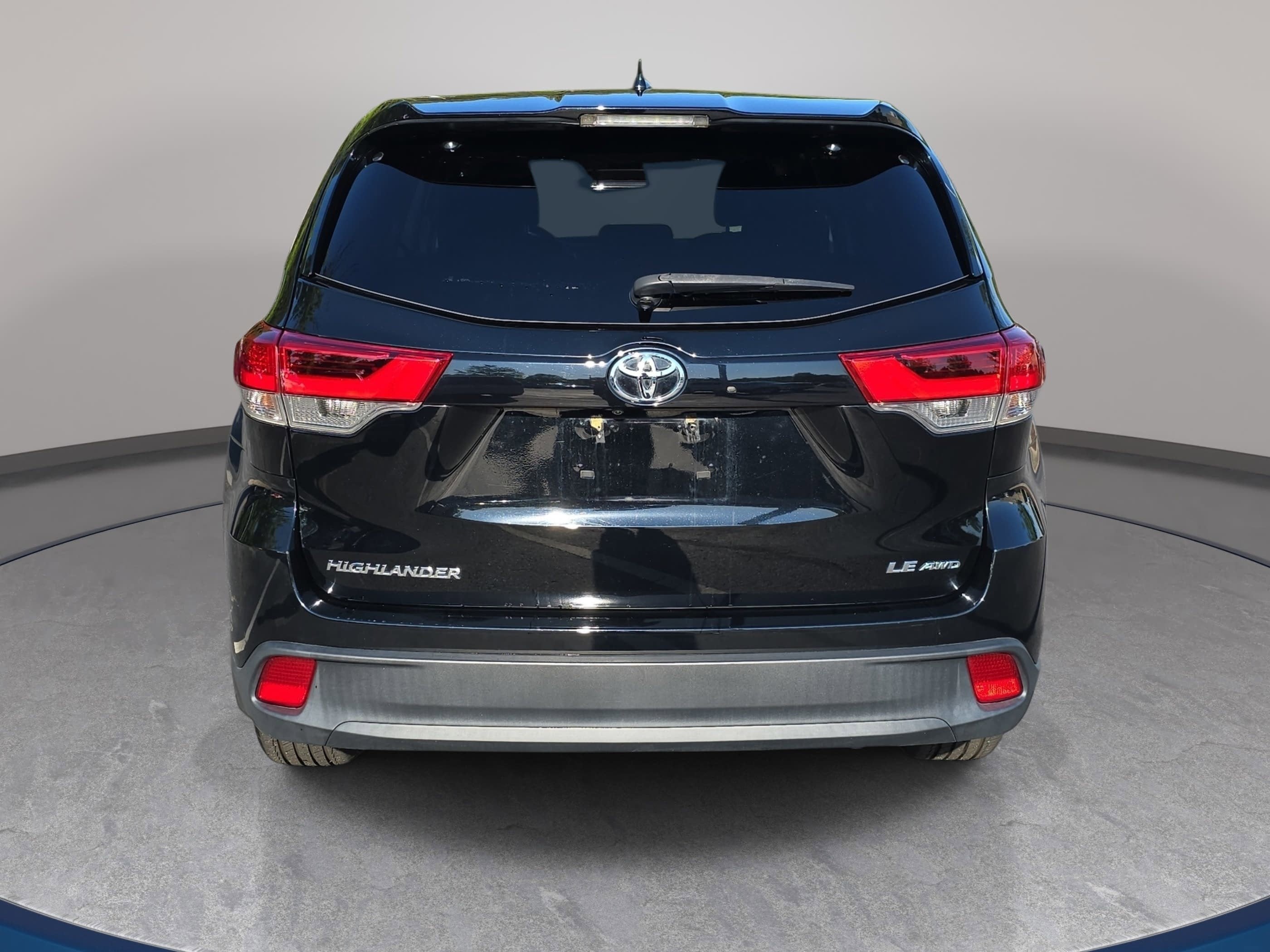 2017 Toyota Highlander LE