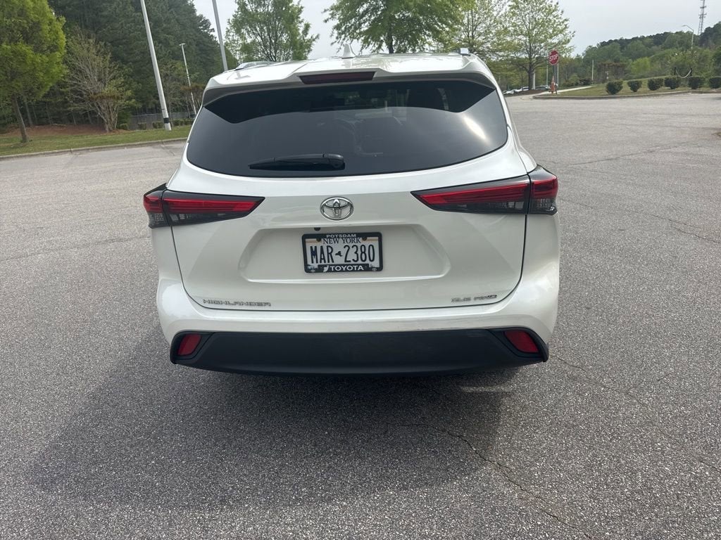 2021 Toyota Highlander XLE