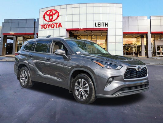 2022 Toyota Highlander XLE in Raleigh, NC - Maserati of Raleigh