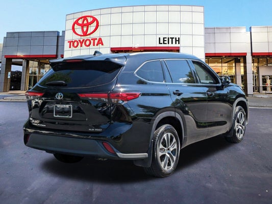 2020 Toyota Highlander XLE in Raleigh, NC - Maserati of Raleigh