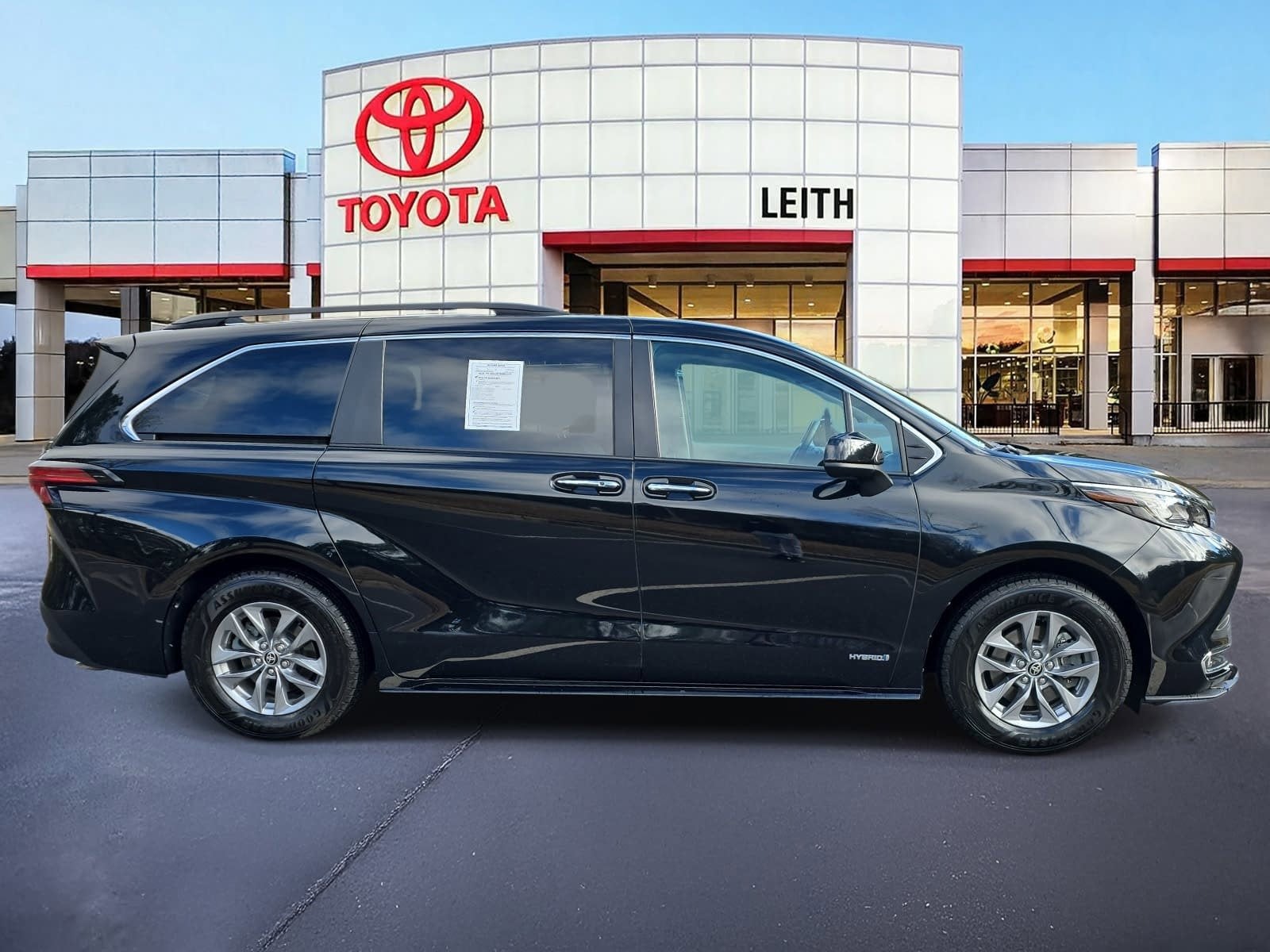 2021 Toyota Sienna XLE