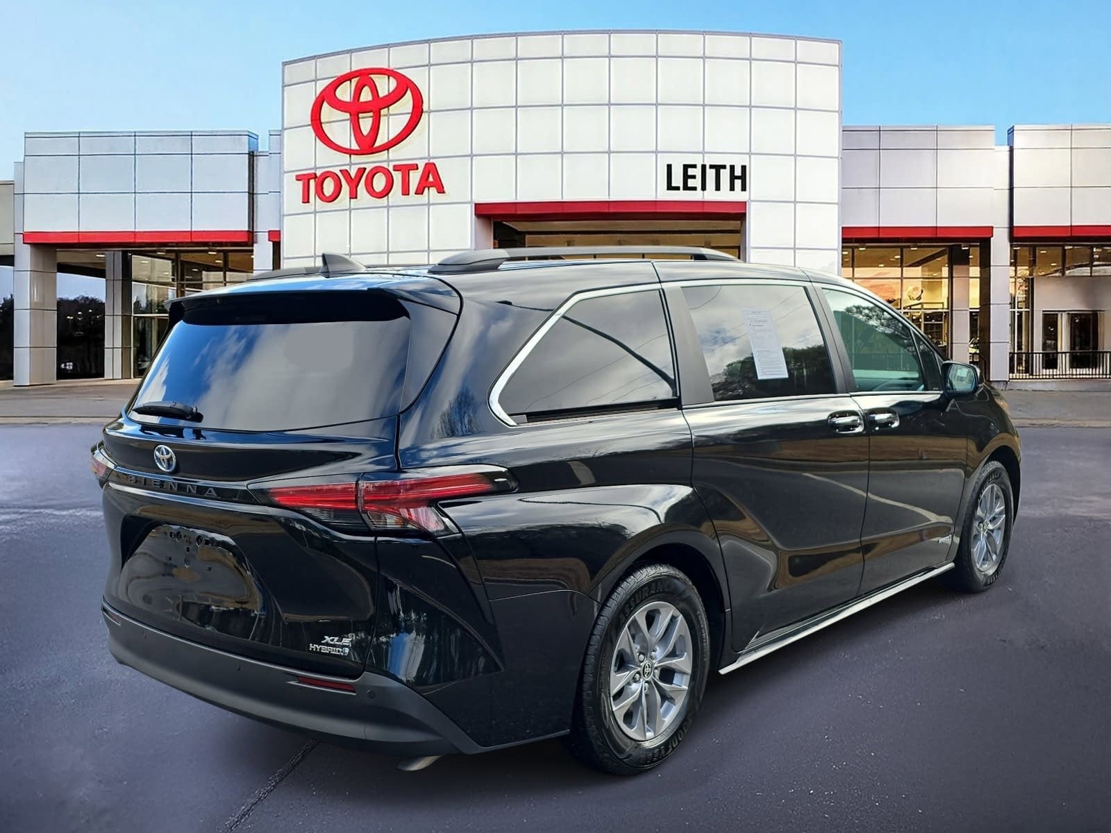 2021 Toyota Sienna XLE