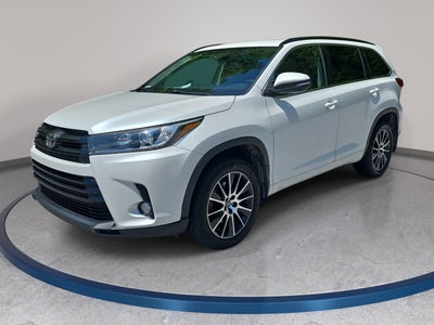 2017 Toyota Highlander SE