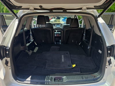 2017 Toyota Highlander SE