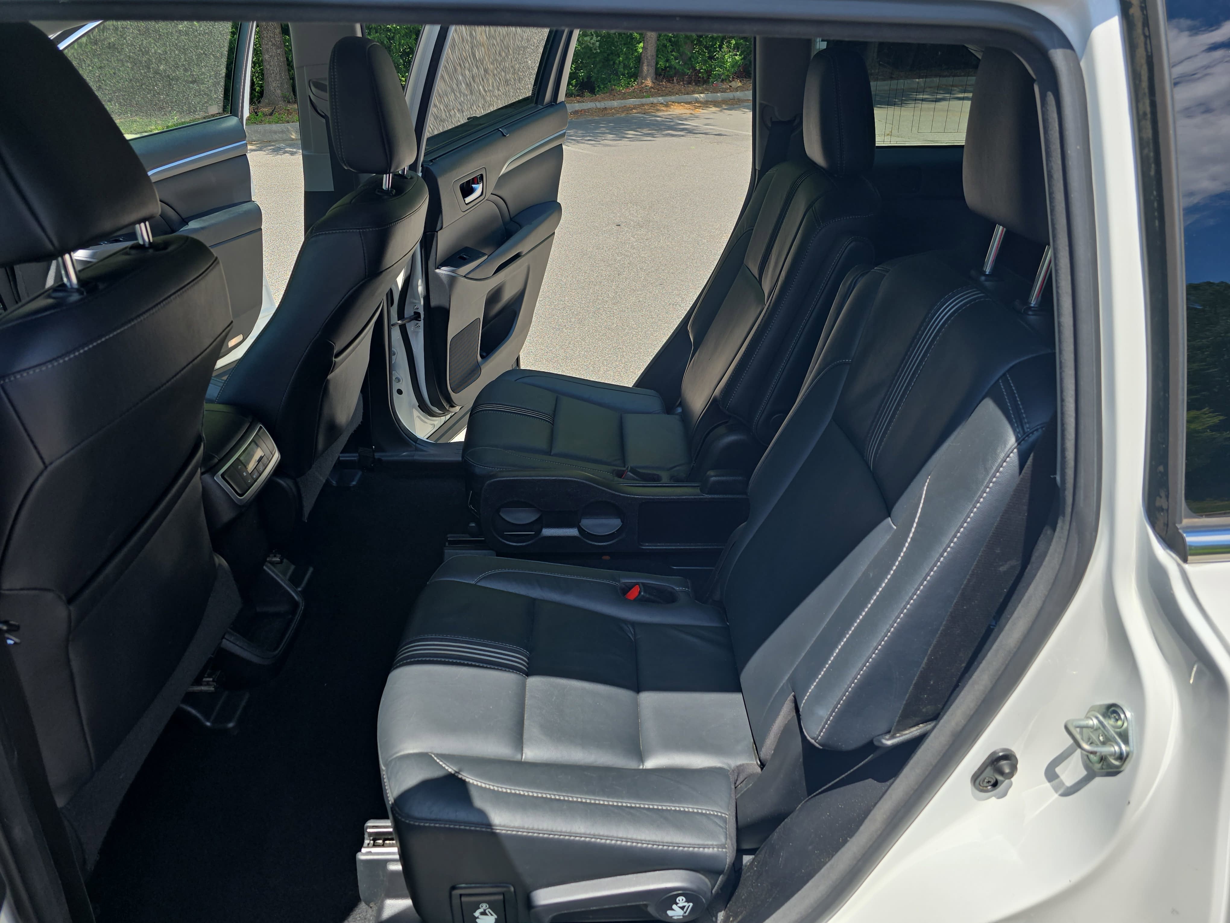 2017 Toyota Highlander SE