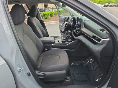 2024 Toyota Highlander Hybrid LE