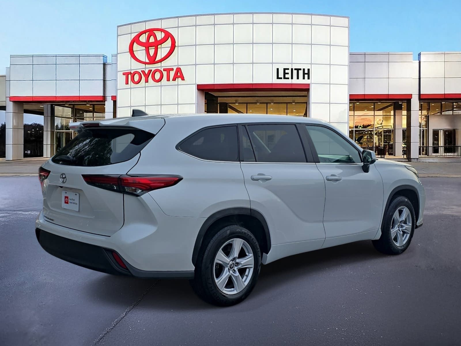 2023 Toyota Highlander L